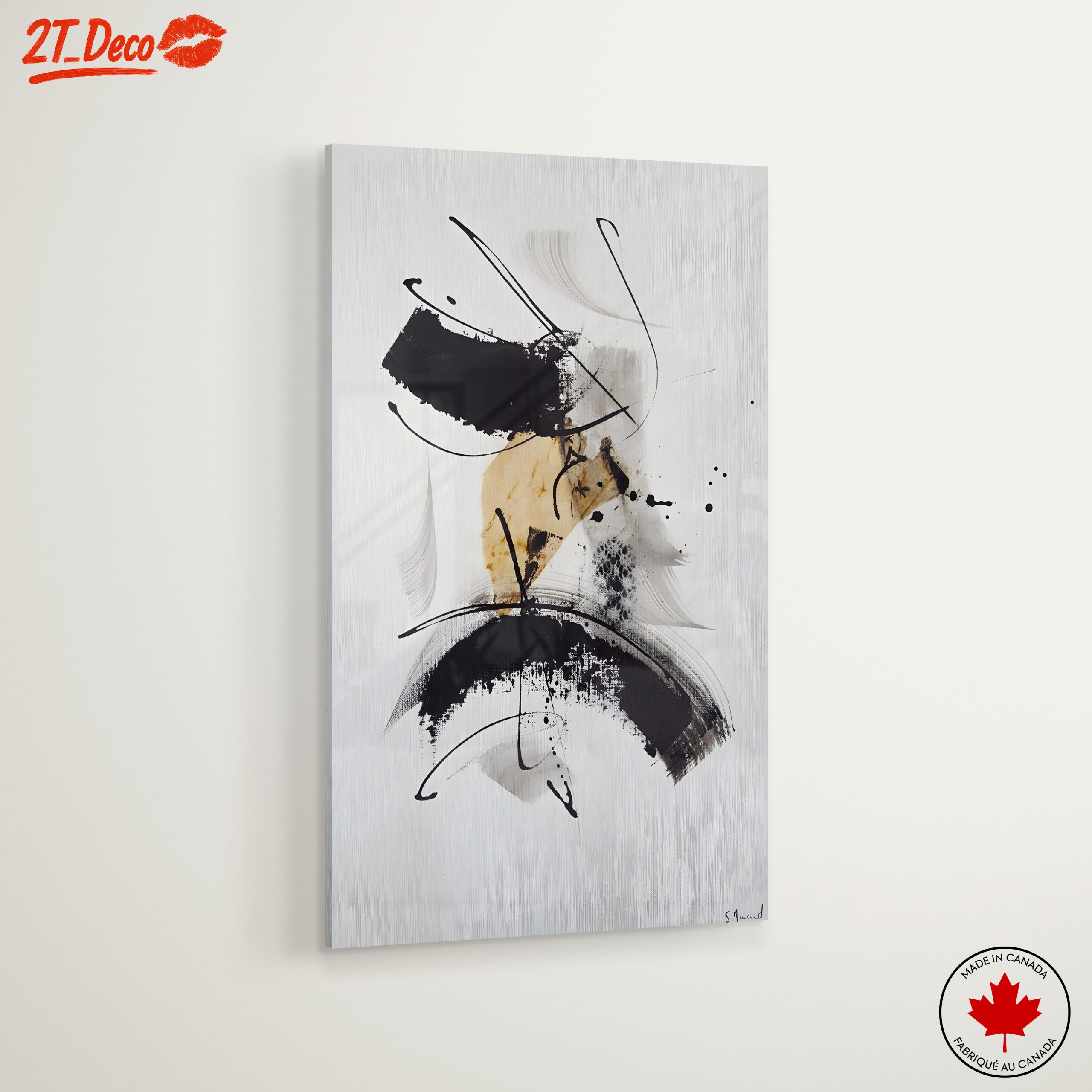 Dynamic Abstract Artwork with Black and Gold - Image 6
