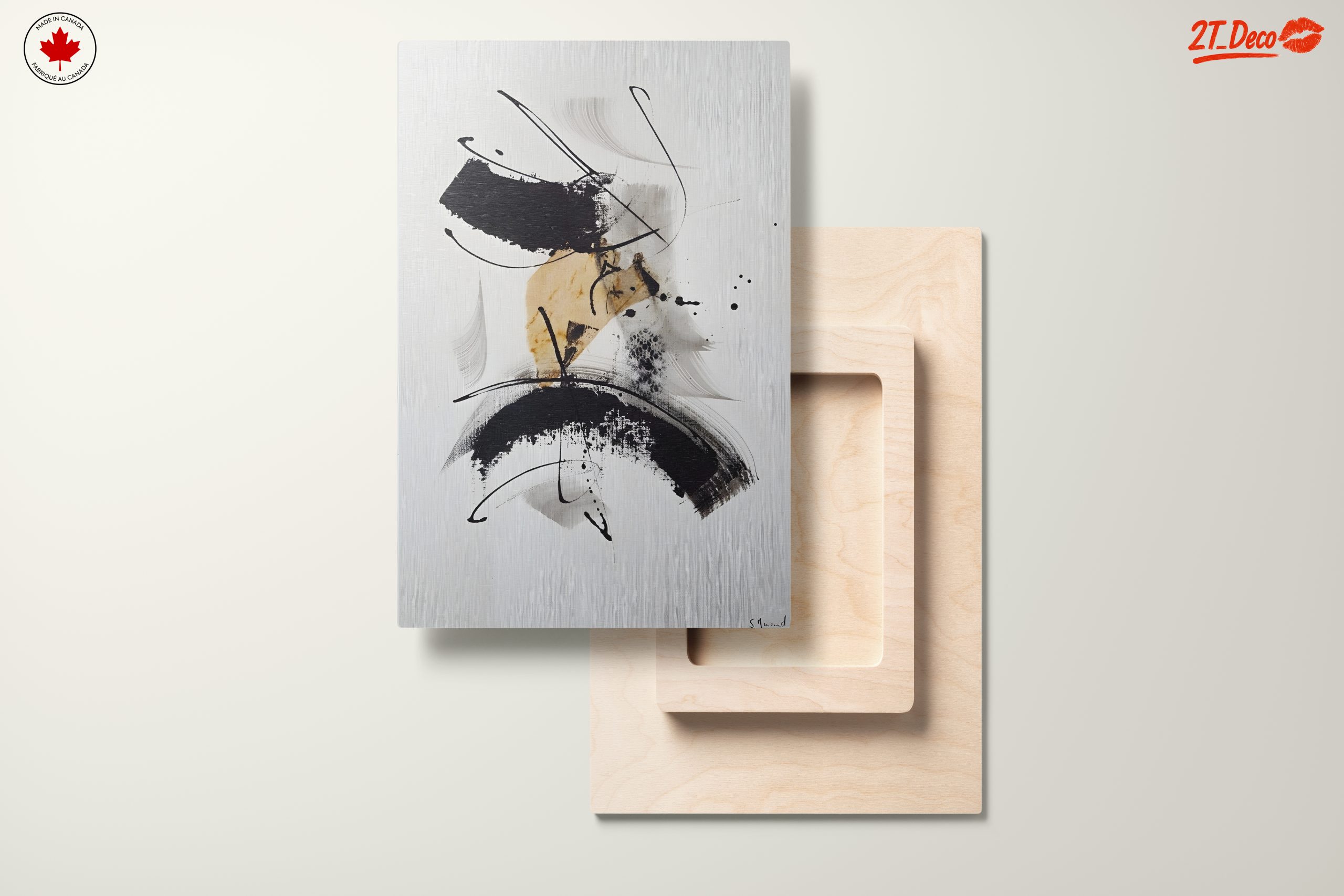 Dynamic Abstract Artwork with Black and Gold - Image 11