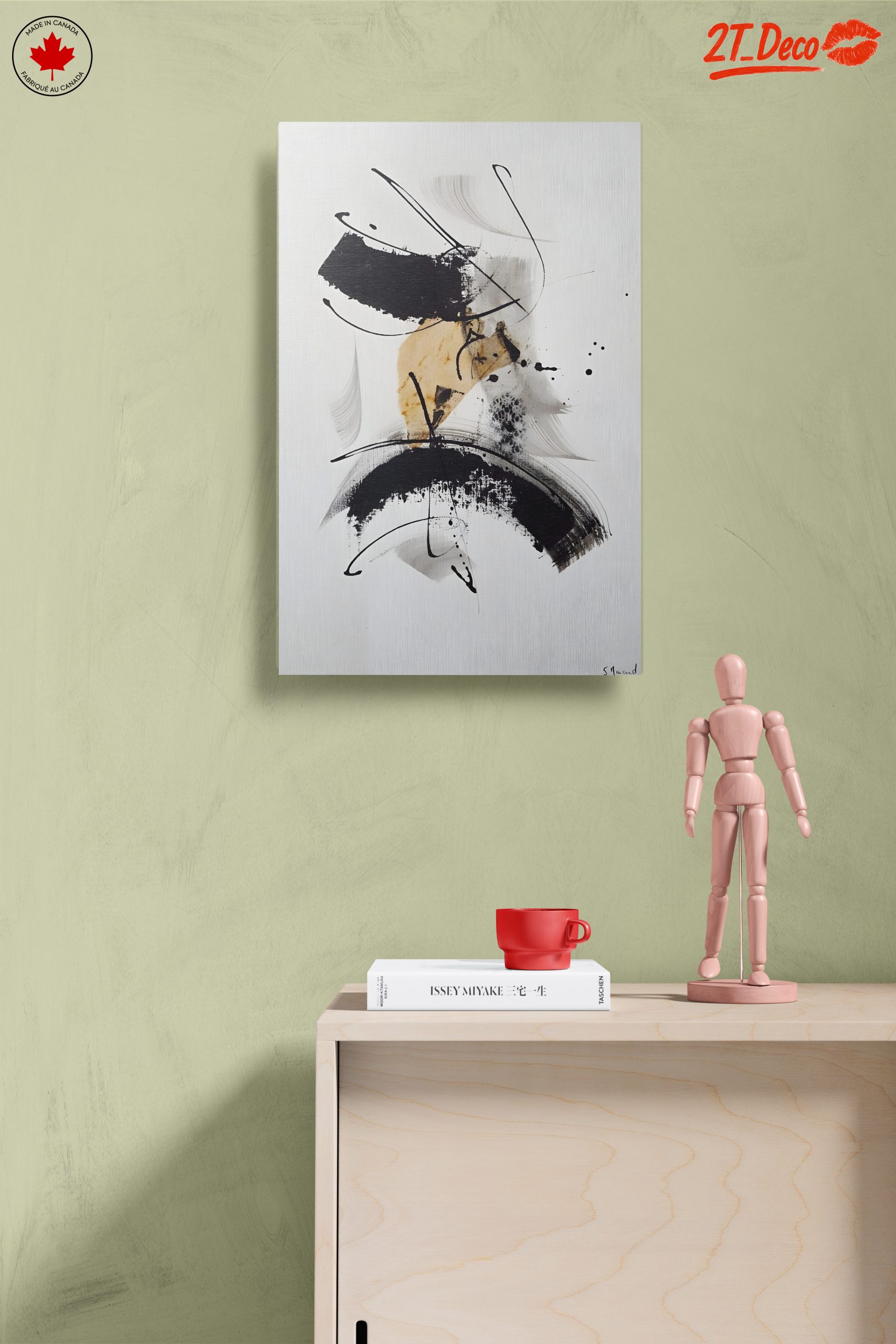 Dynamic Abstract Artwork with Black and Gold - Image 14