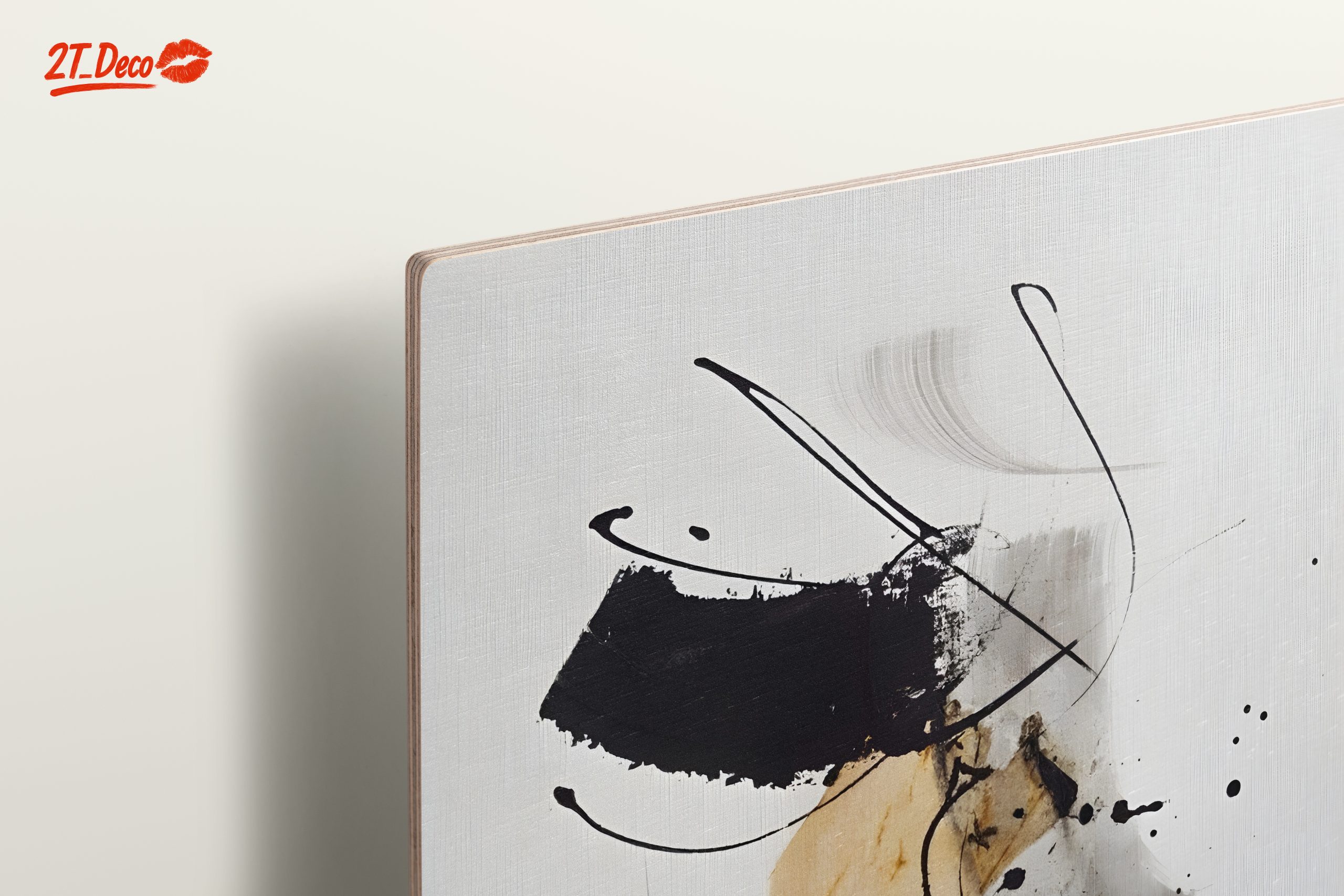 Dynamic Abstract Artwork with Black and Gold - Image 15