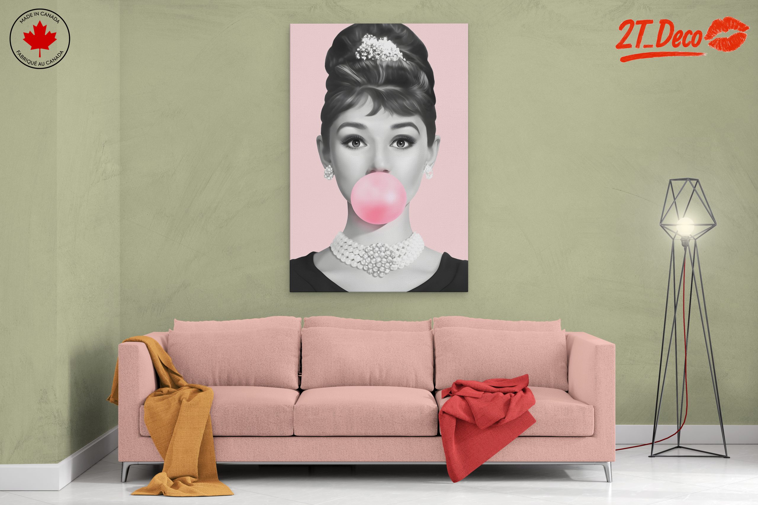 Elegant Woman with Bubblegum in Pop Art Style - Image 2