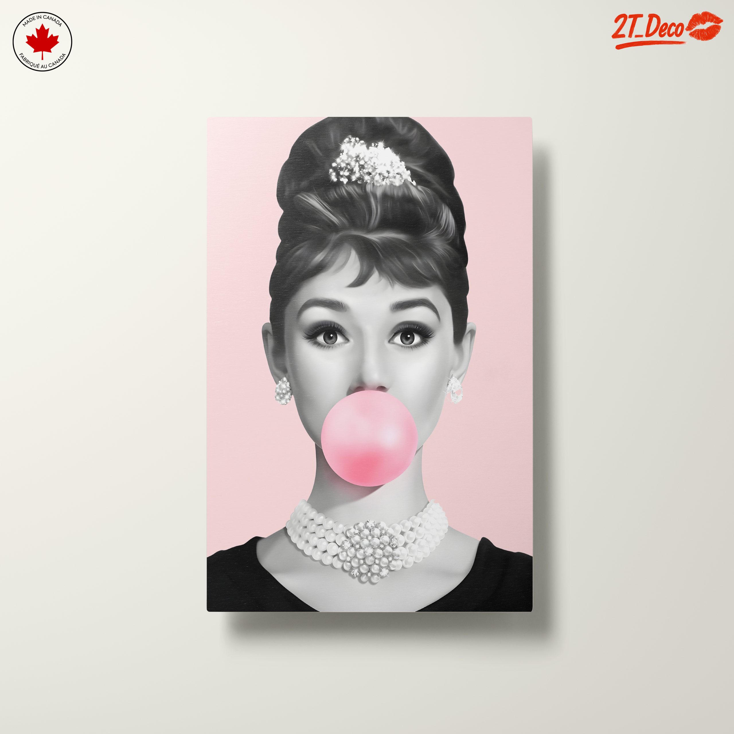 Elegant Woman with Bubblegum in Pop Art Style - Image 10