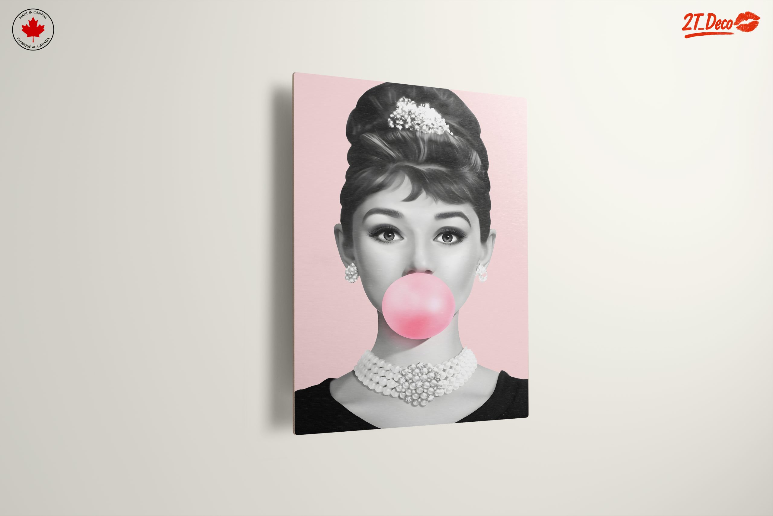 Elegant Woman with Bubblegum in Pop Art Style - Image 13