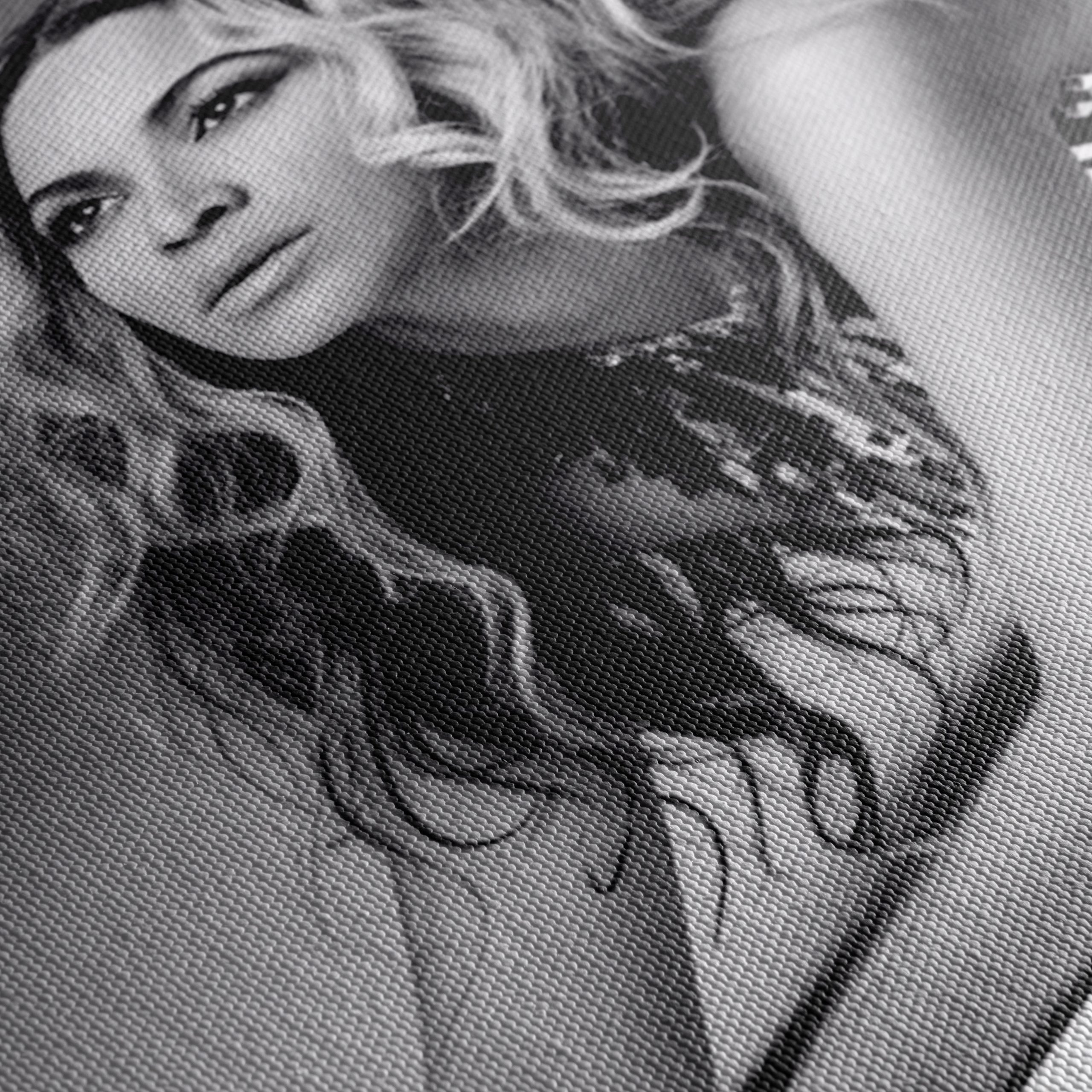 Stylish Celebrity Portrait Featuring Iconic Figure - Image 5