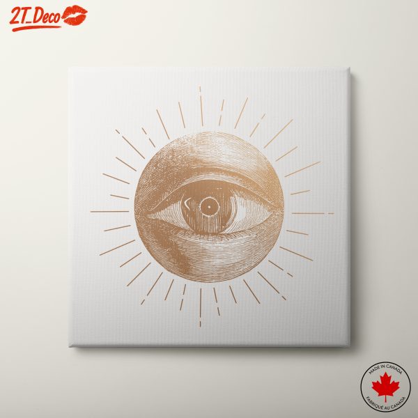 Celestial Eye Design with Radiant Sun Rays