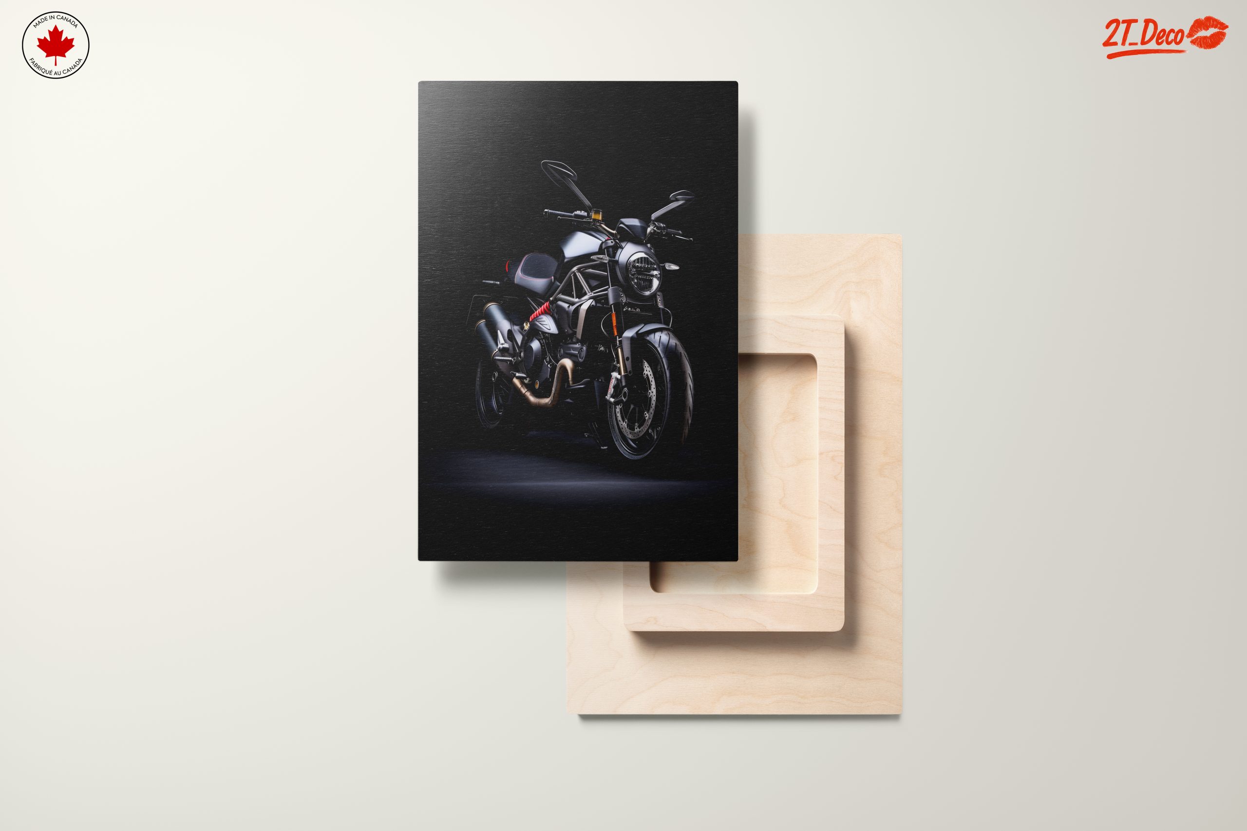 Stylish Motorcycle with Sleek Design - Image 11