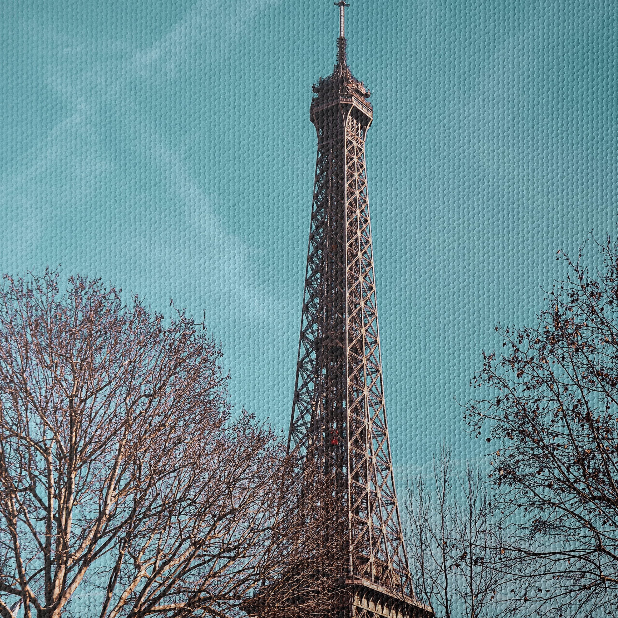 Eiffel Tower Under Blue Sky - Image 4