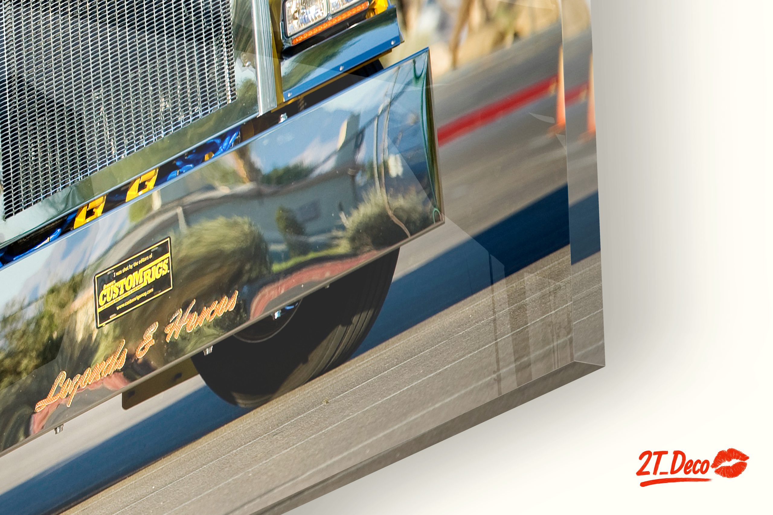 Vibrant Classic Truck Artwork - Image 9