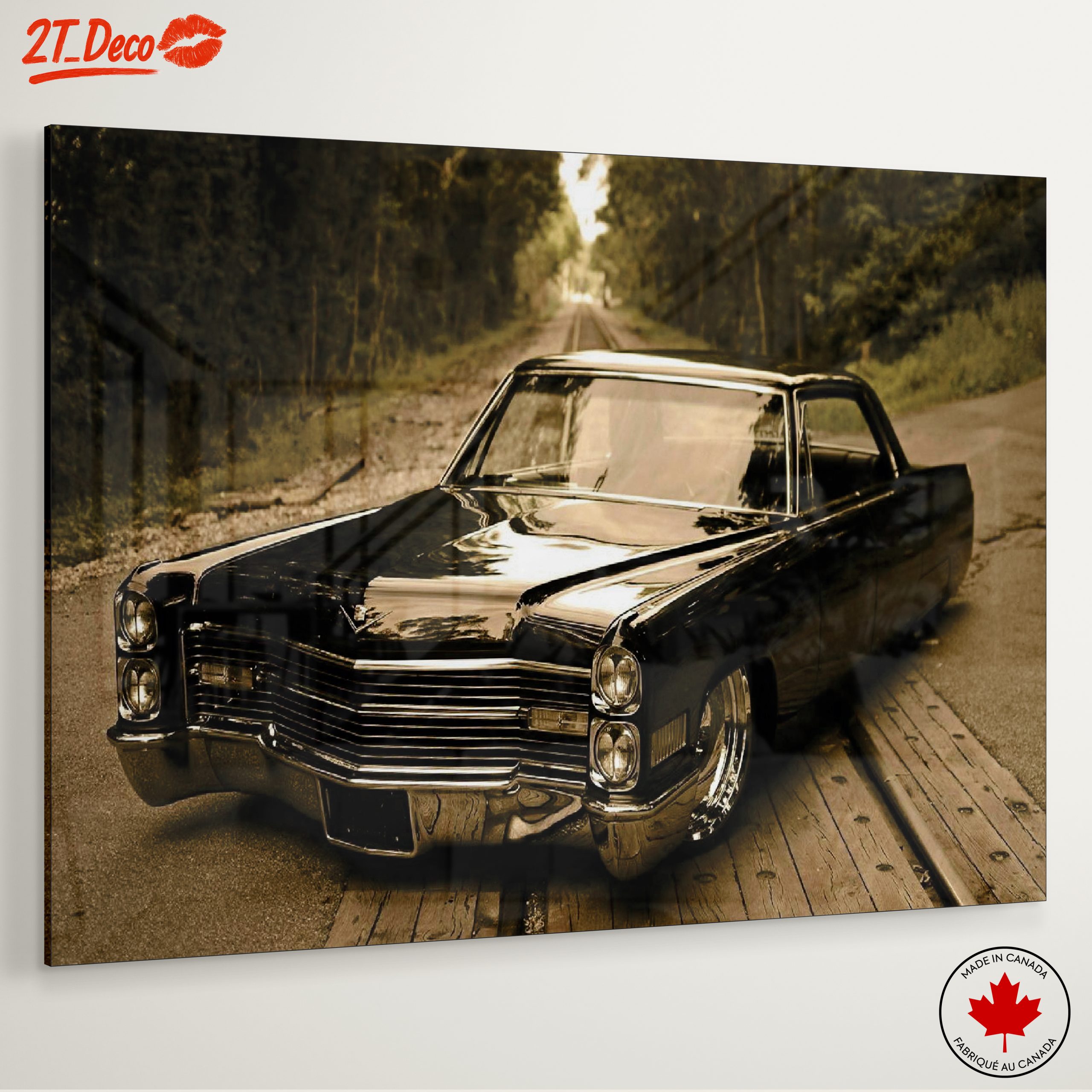 Stunning Classic Car in Vintage Style - Image 6