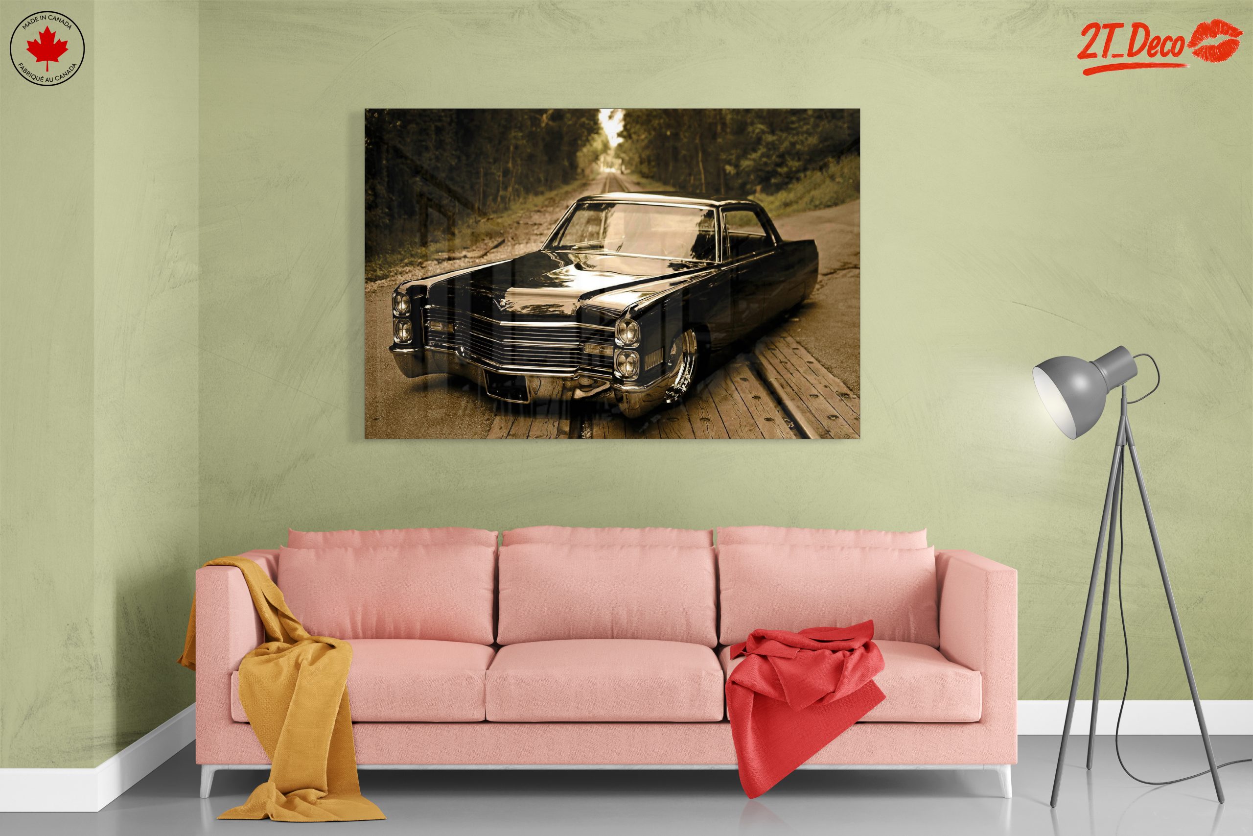 Stunning Classic Car in Vintage Style - Image 7
