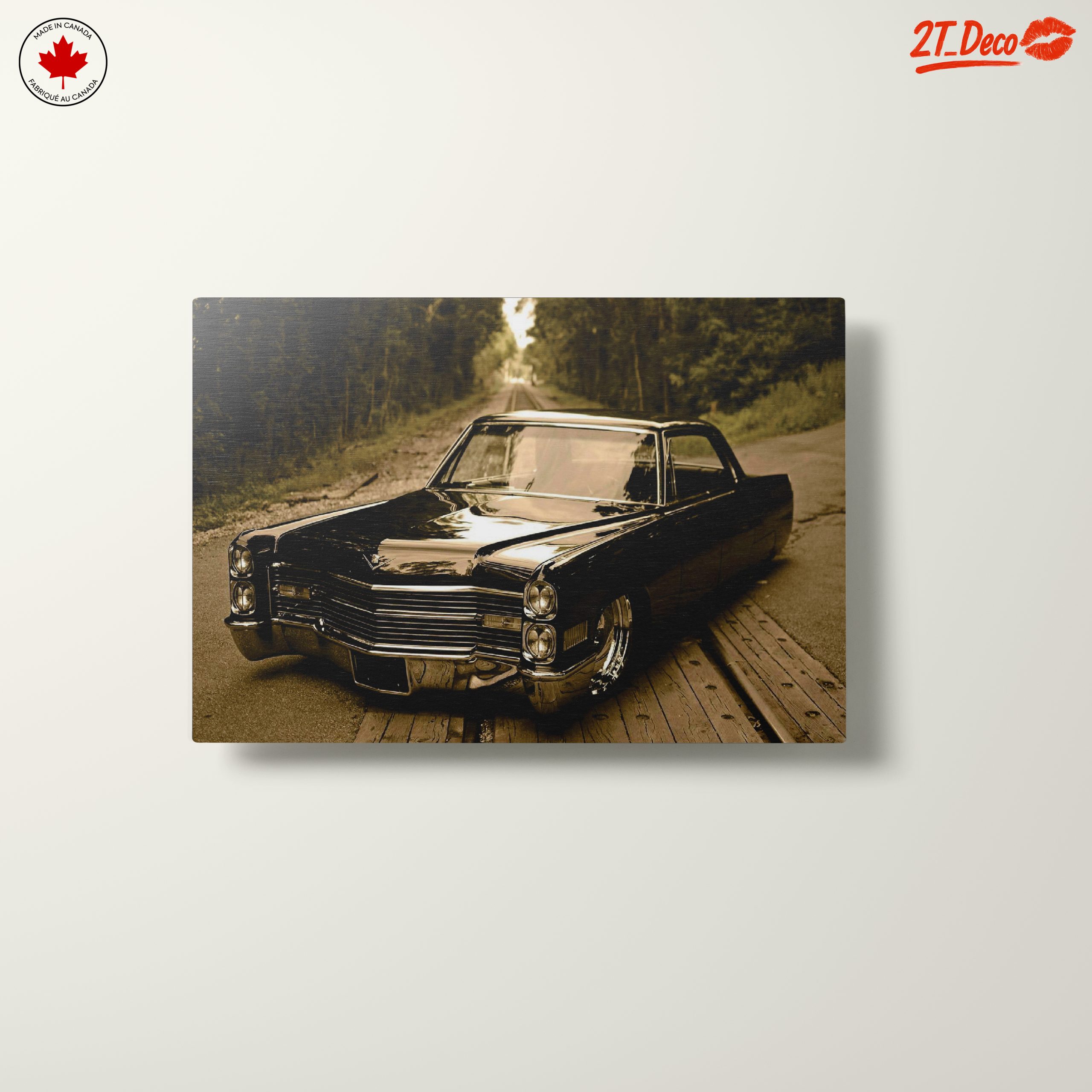 Stunning Classic Car in Vintage Style - Image 10
