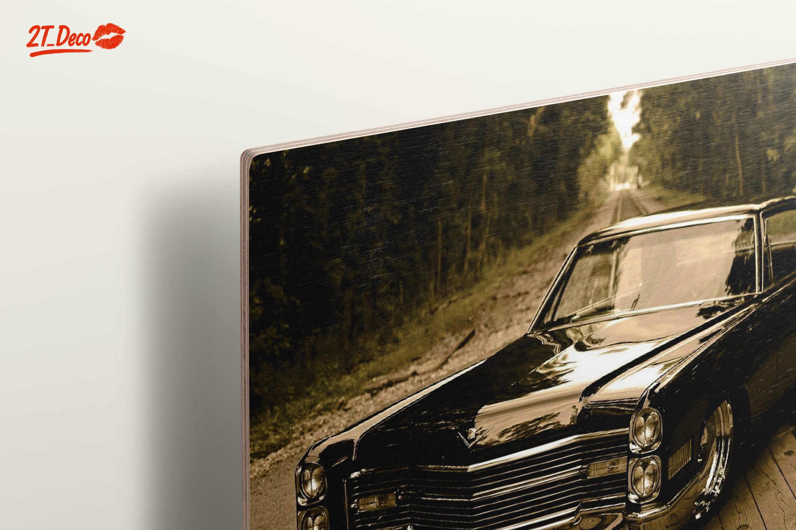 Stunning Classic Car in Vintage Style - Image 15