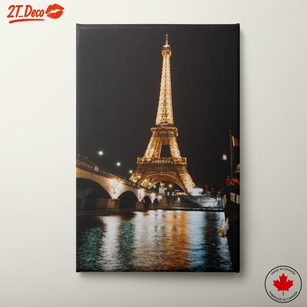 Stunning Night View of the Eiffel Tower