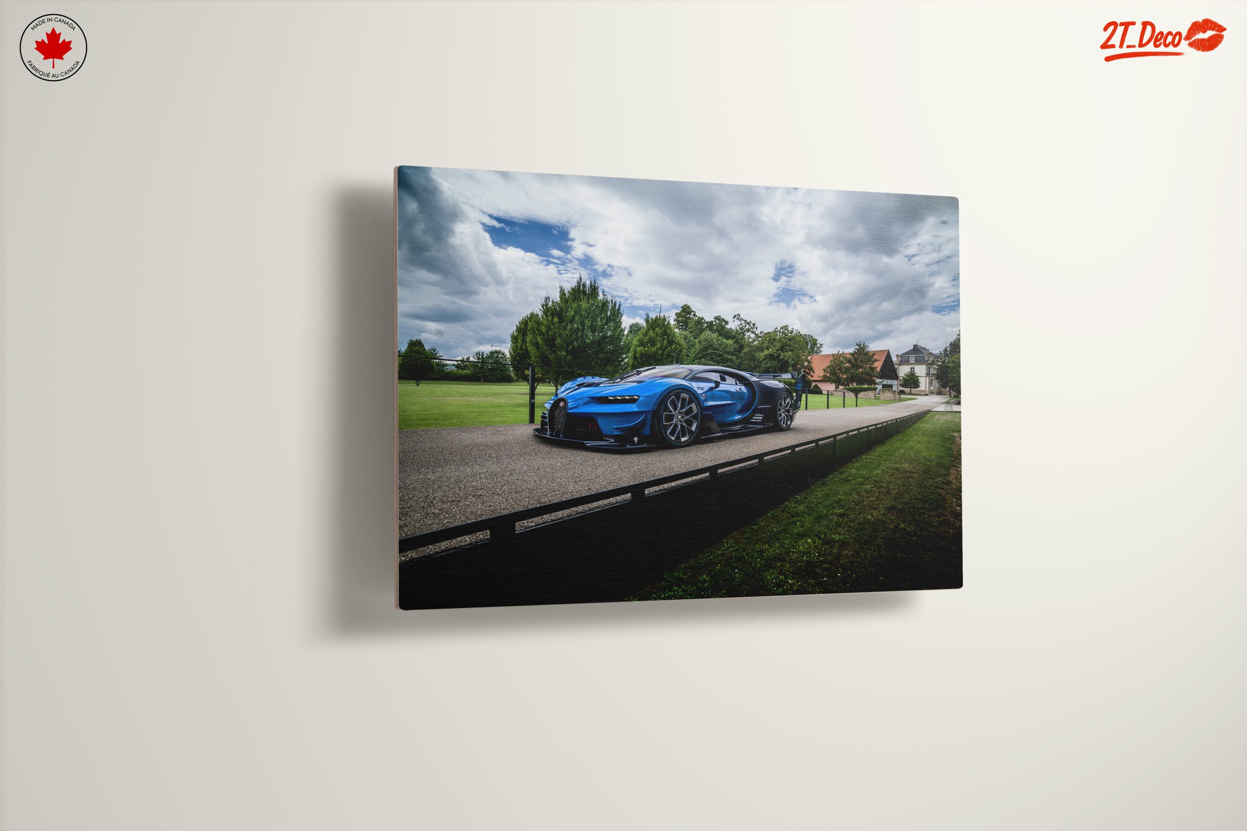 Sleek Blue Classic Sports Car - Image 13