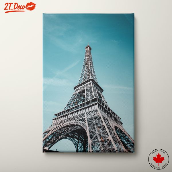 Eiffel Tower Art in Vibrant Sky