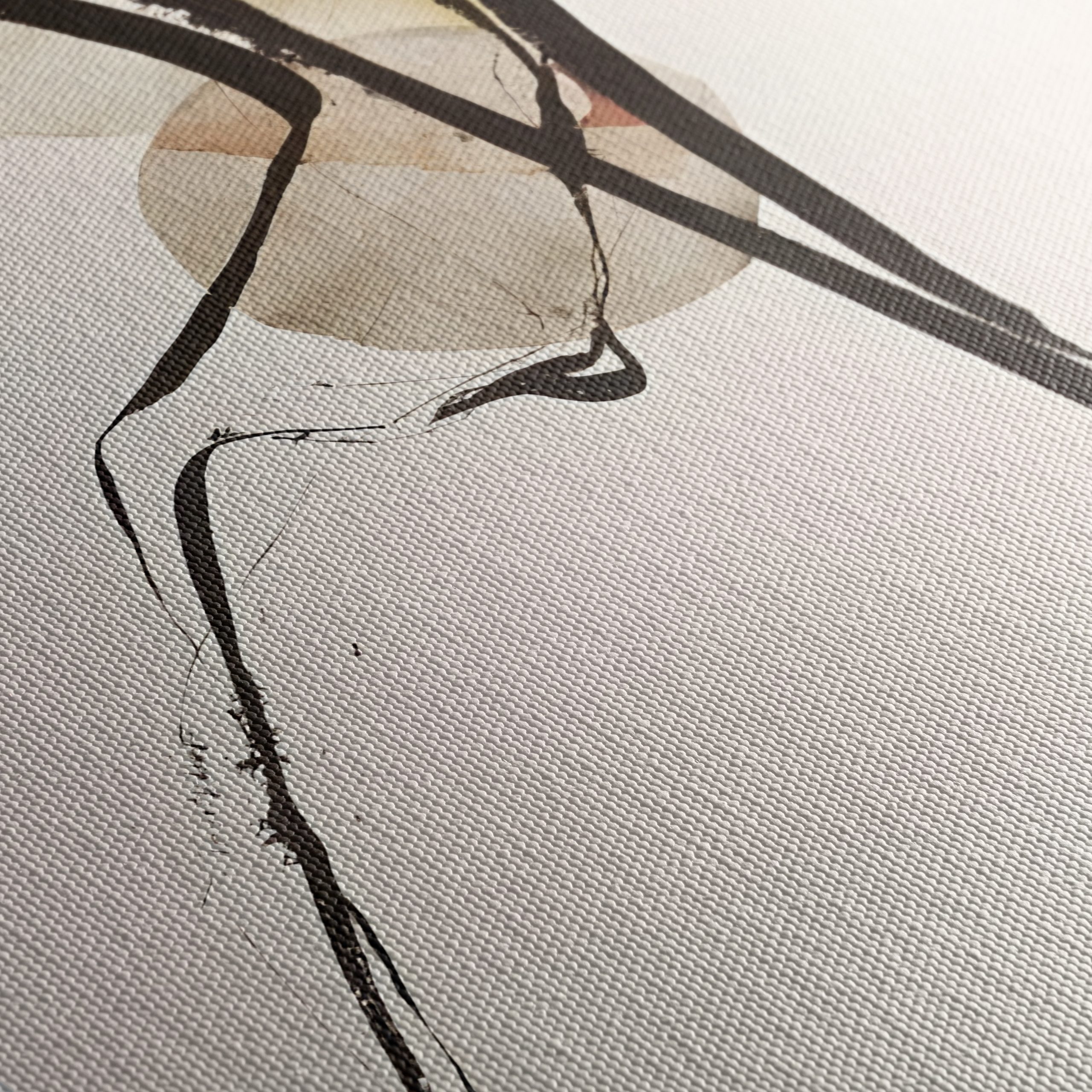 Dynamic Abstract Figure Artwork - Image 5