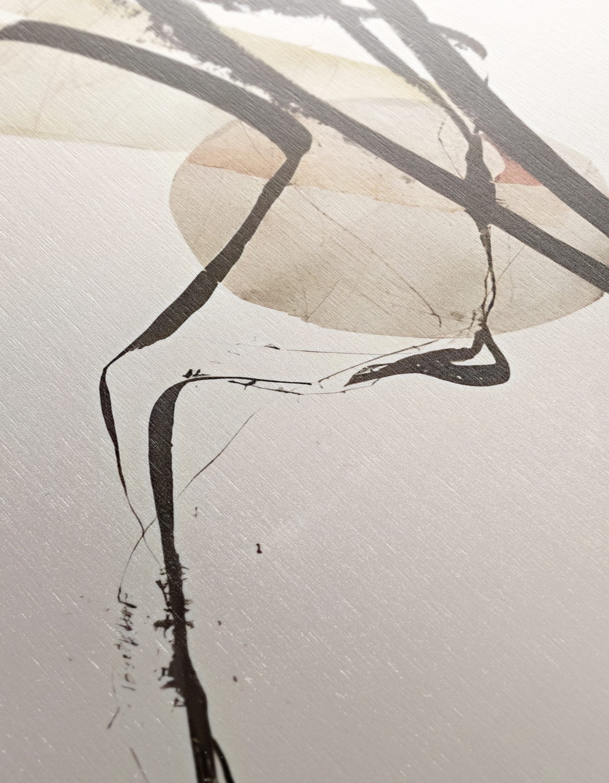 Dynamic Abstract Figure Artwork - Image 12