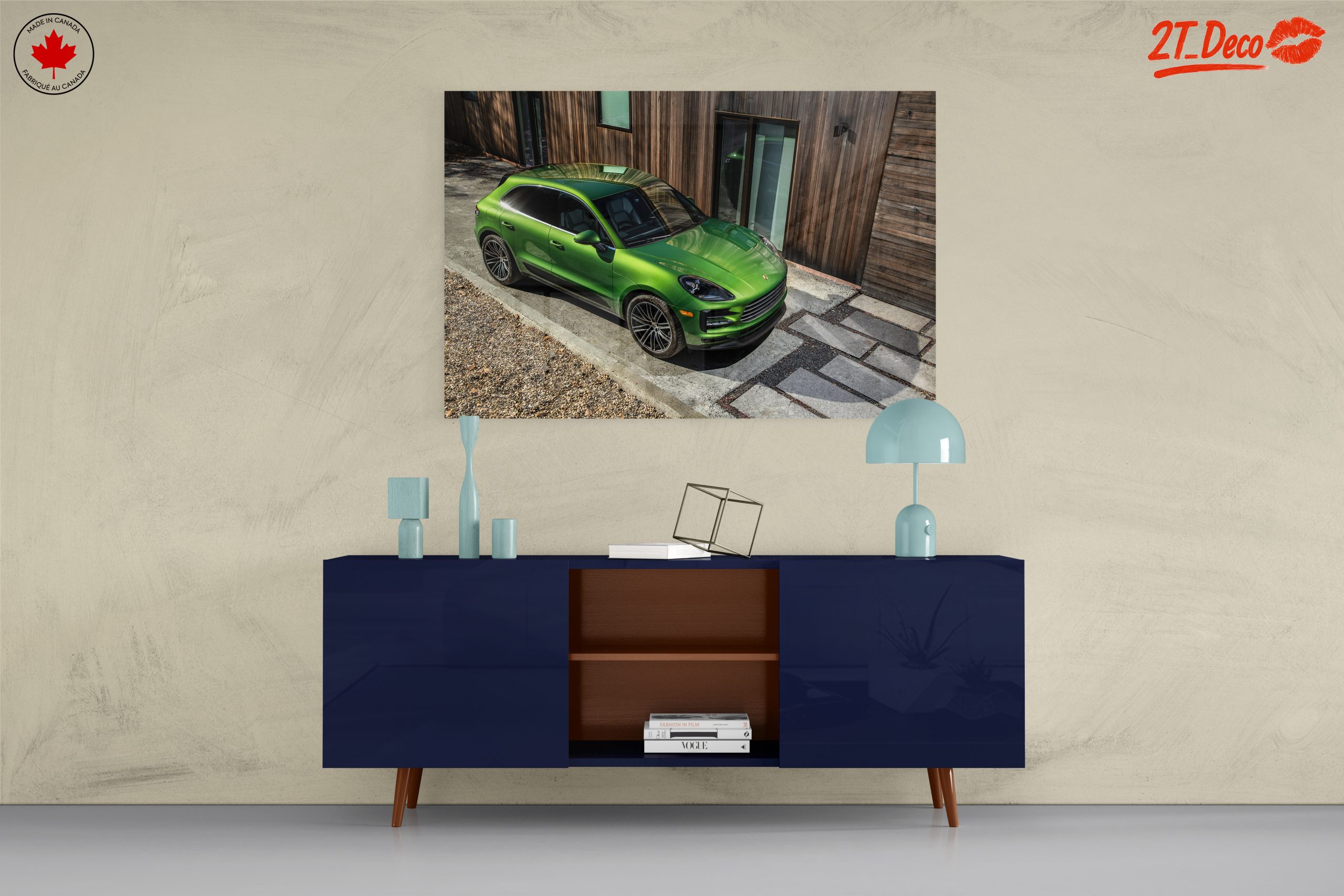 Stylish Green Classic Car - Image 8
