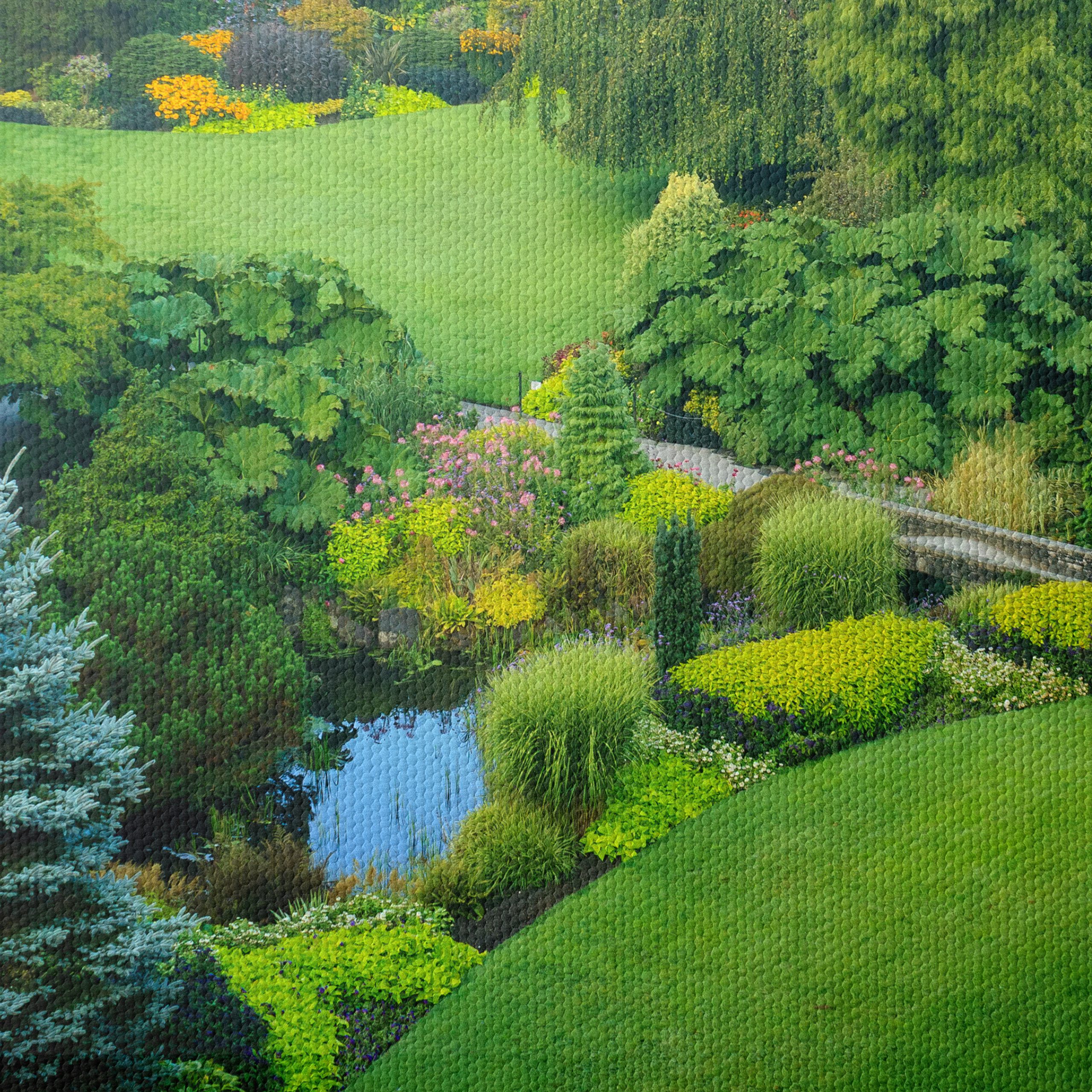 Lush Garden Landscape with Vibrant Flora - Image 4