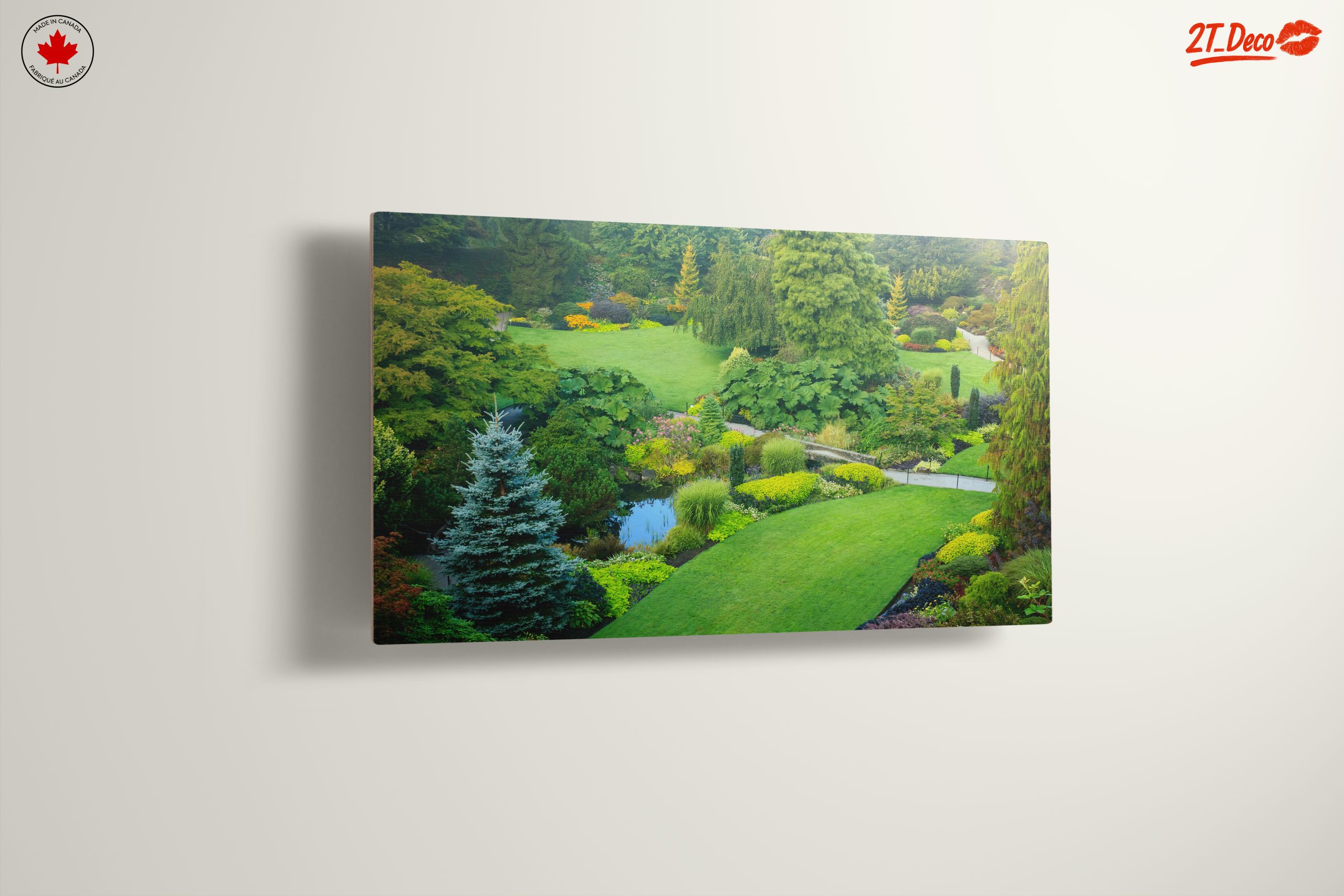 Lush Garden Landscape with Vibrant Flora - Image 13