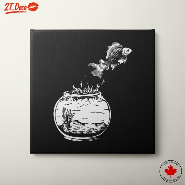 Dynamic Aquatic Artwork Featuring a Leaping Goldfish