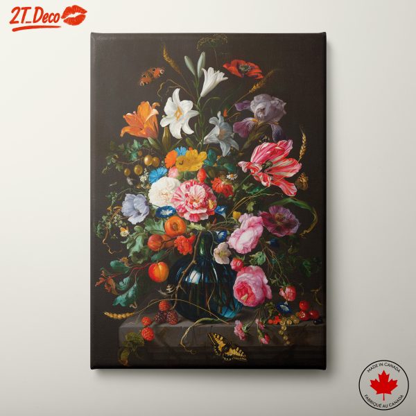 Vibrant Floral Arrangement in Glass Vase