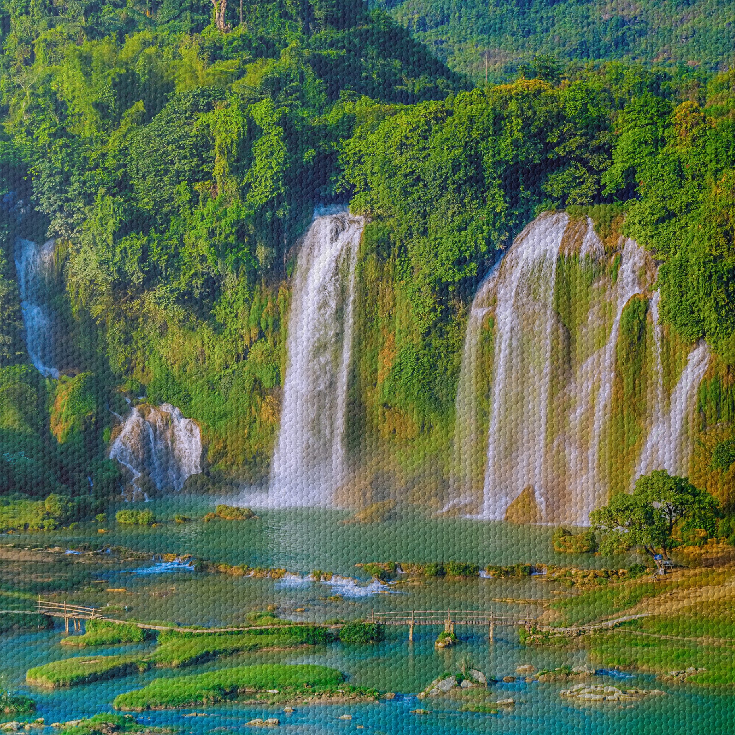 Majestic Waterfall in Lush Green Landscape - Image 4