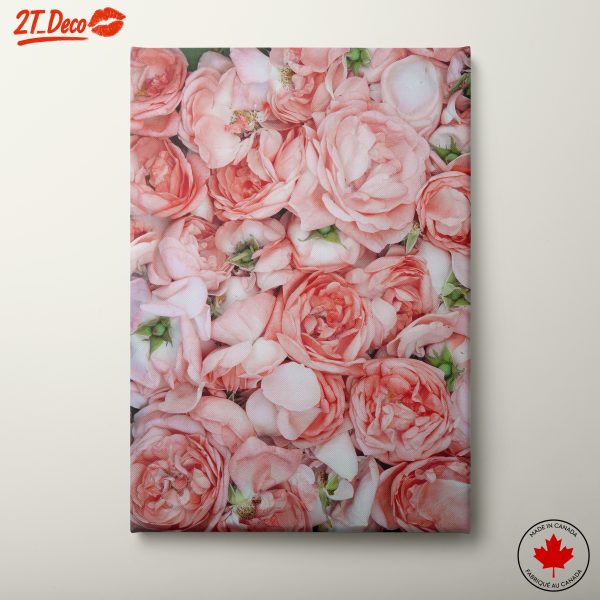 Beautiful Floral Arrangement of Pink Roses