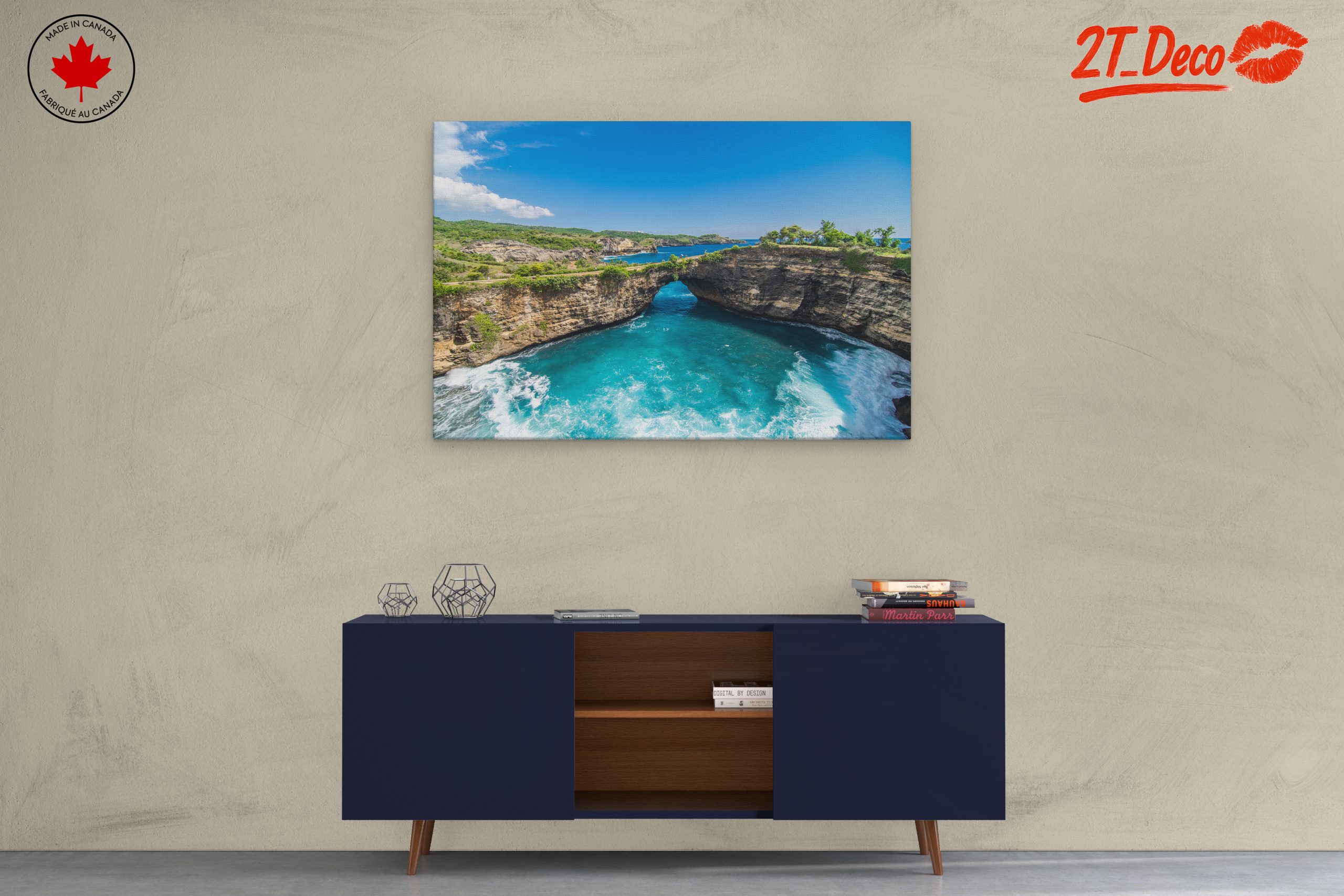 Stunning Coastal View with Lush Greenery - Image 3