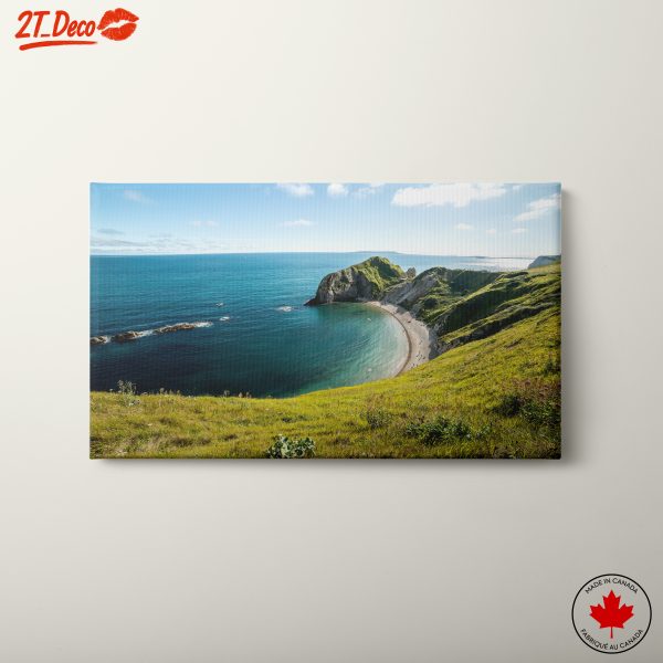 Coastal Serenity with Gentle Waves