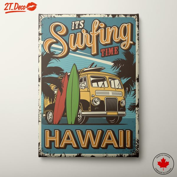 Vintage Surfing Van in Hawaii