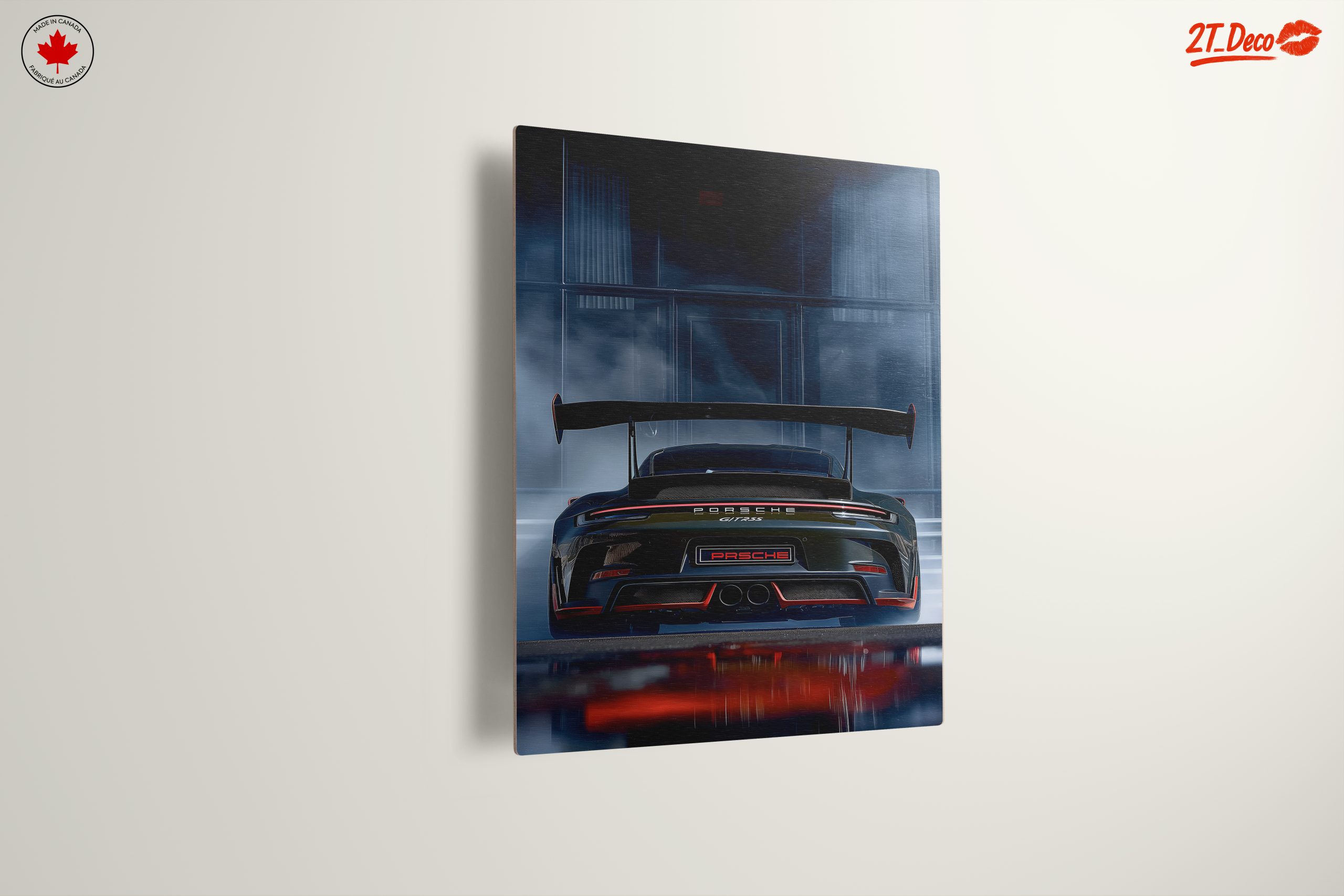 Dynamic Porsche GTR3 Car Artwork - Image 13