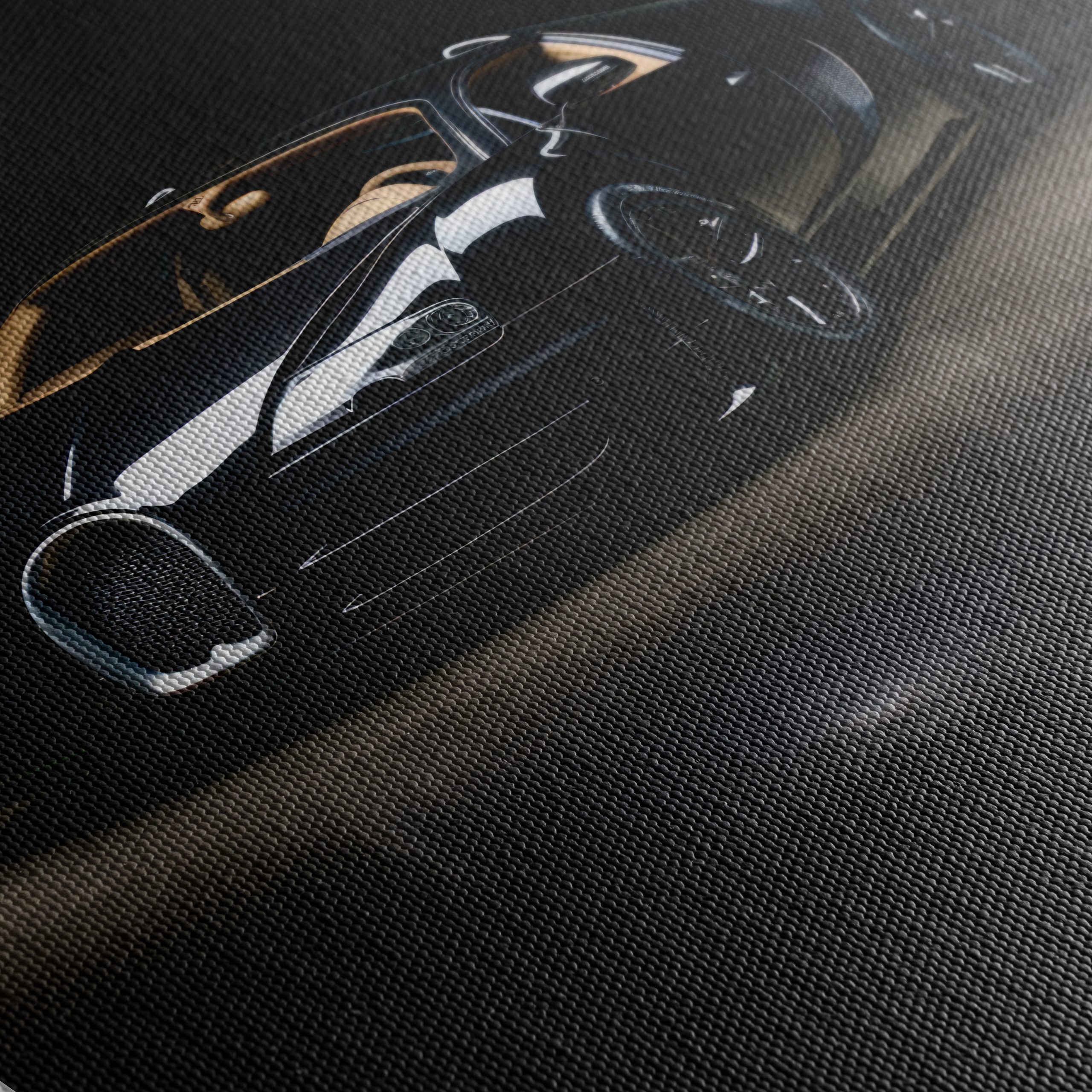 Elegant Classic Luxury Car - Image 5