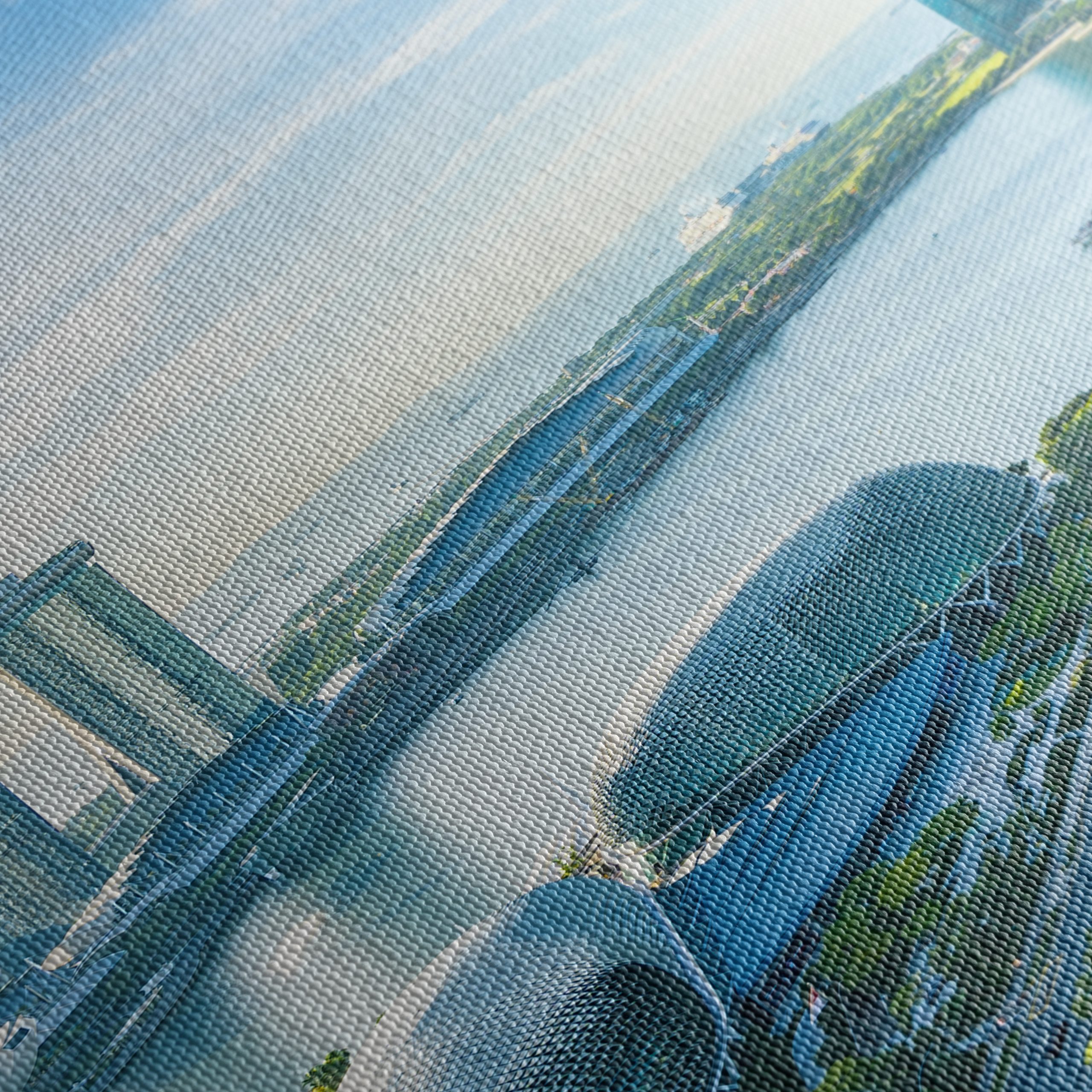 Stunning Cityscape View of Singapore - Image 5