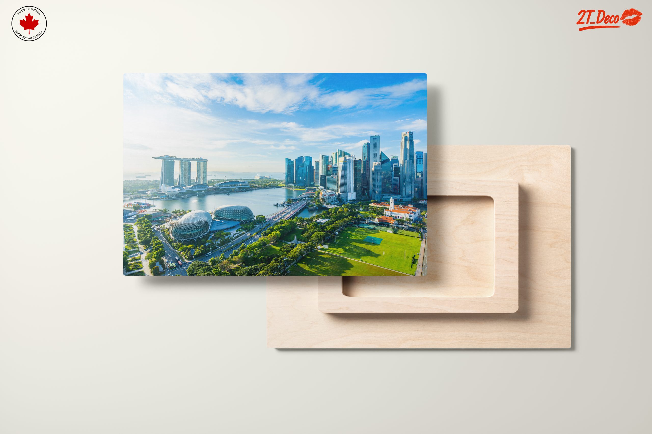 Stunning Cityscape View of Singapore - Image 11