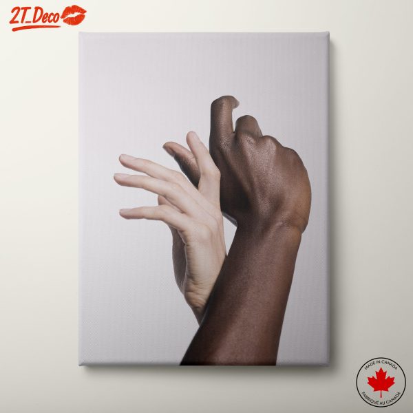Hands Symbolizing Unity in Afro Art