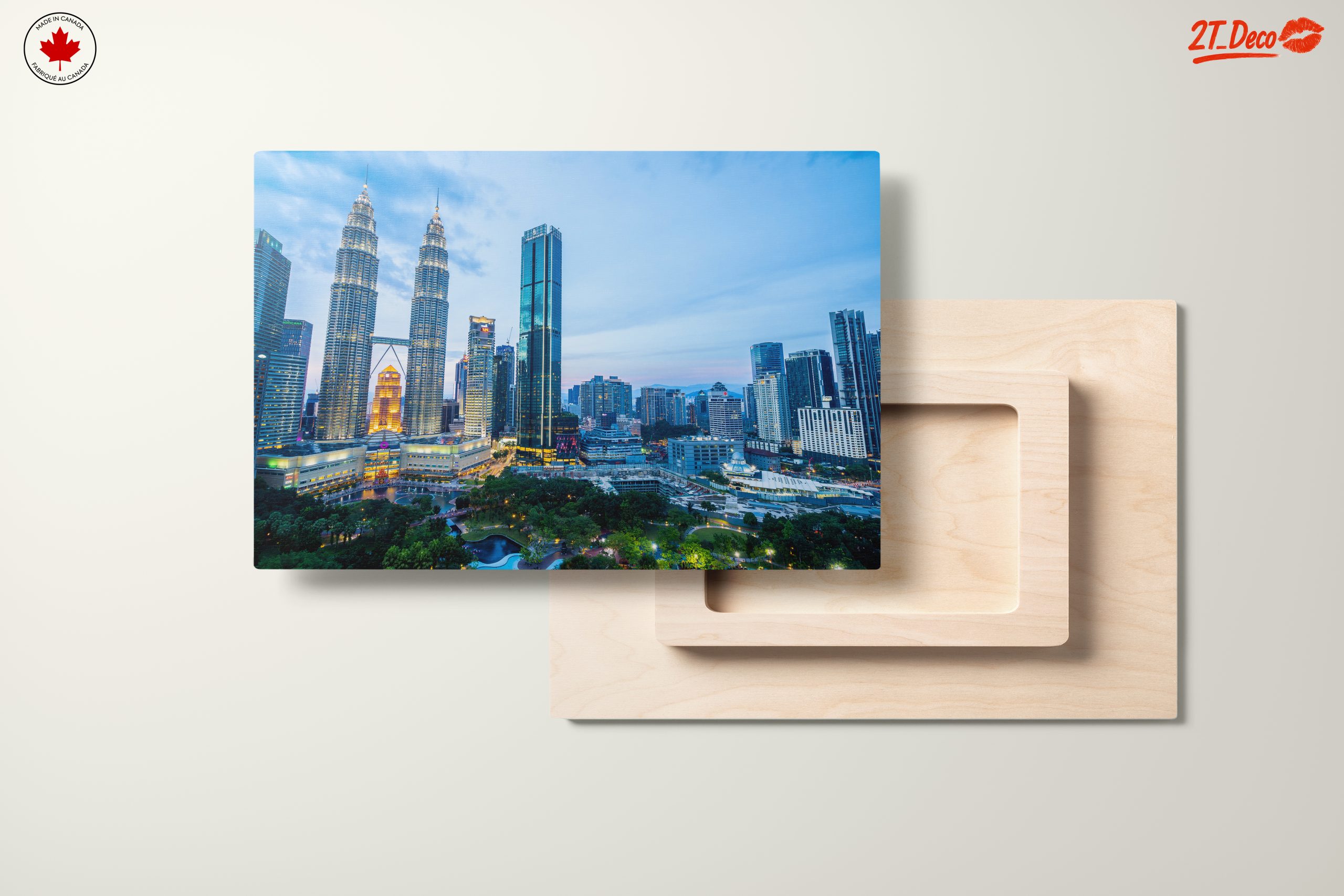 Stunning Kuala Lumpur Cityscape at Dusk - Image 11