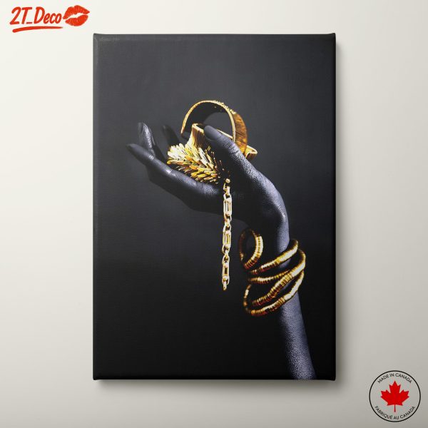 Elegant Afro-Inspired Jewelry Art
