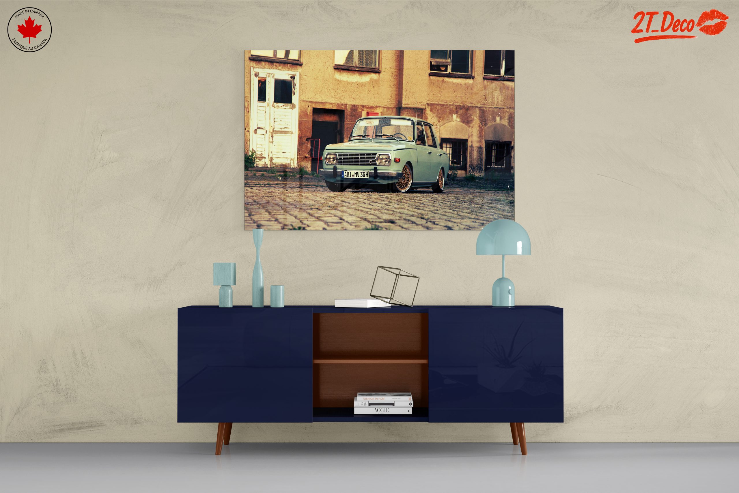 Vintage Car in Urban Setting - Image 8