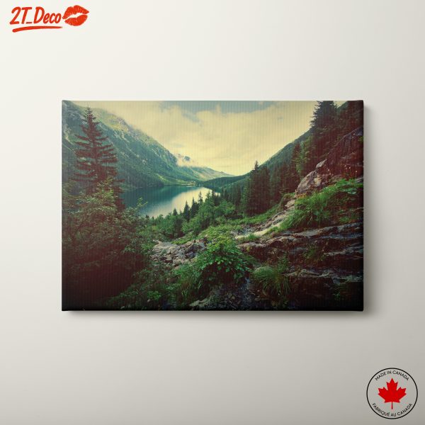 Breathtaking Nature Landscape with Mountains and Lake