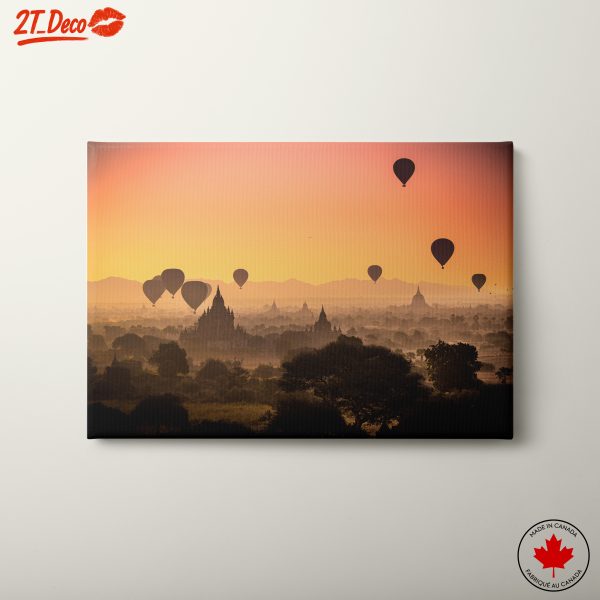 Stunning Hot Air Balloon Landscape at Sunset