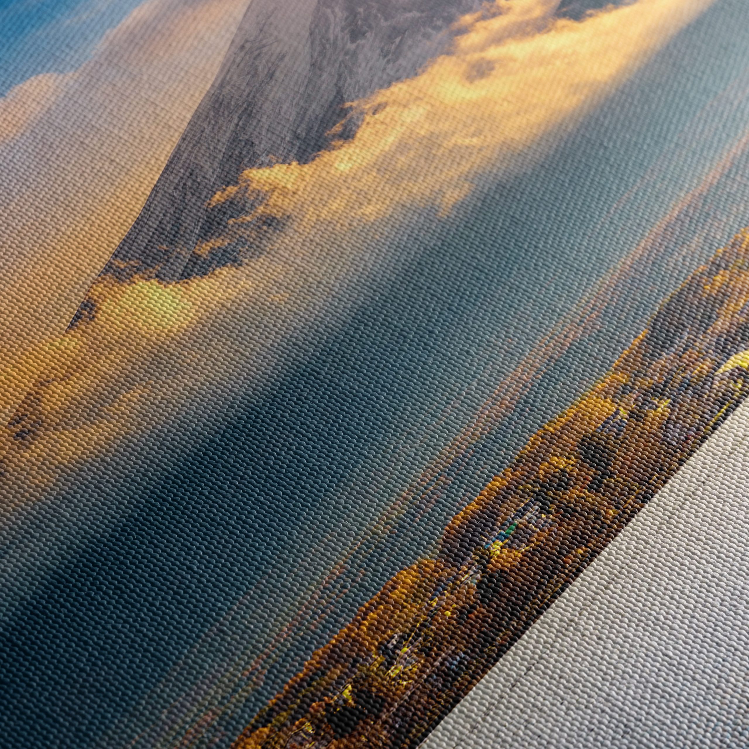 Majestic Mount Fuji Landscape - Image 5
