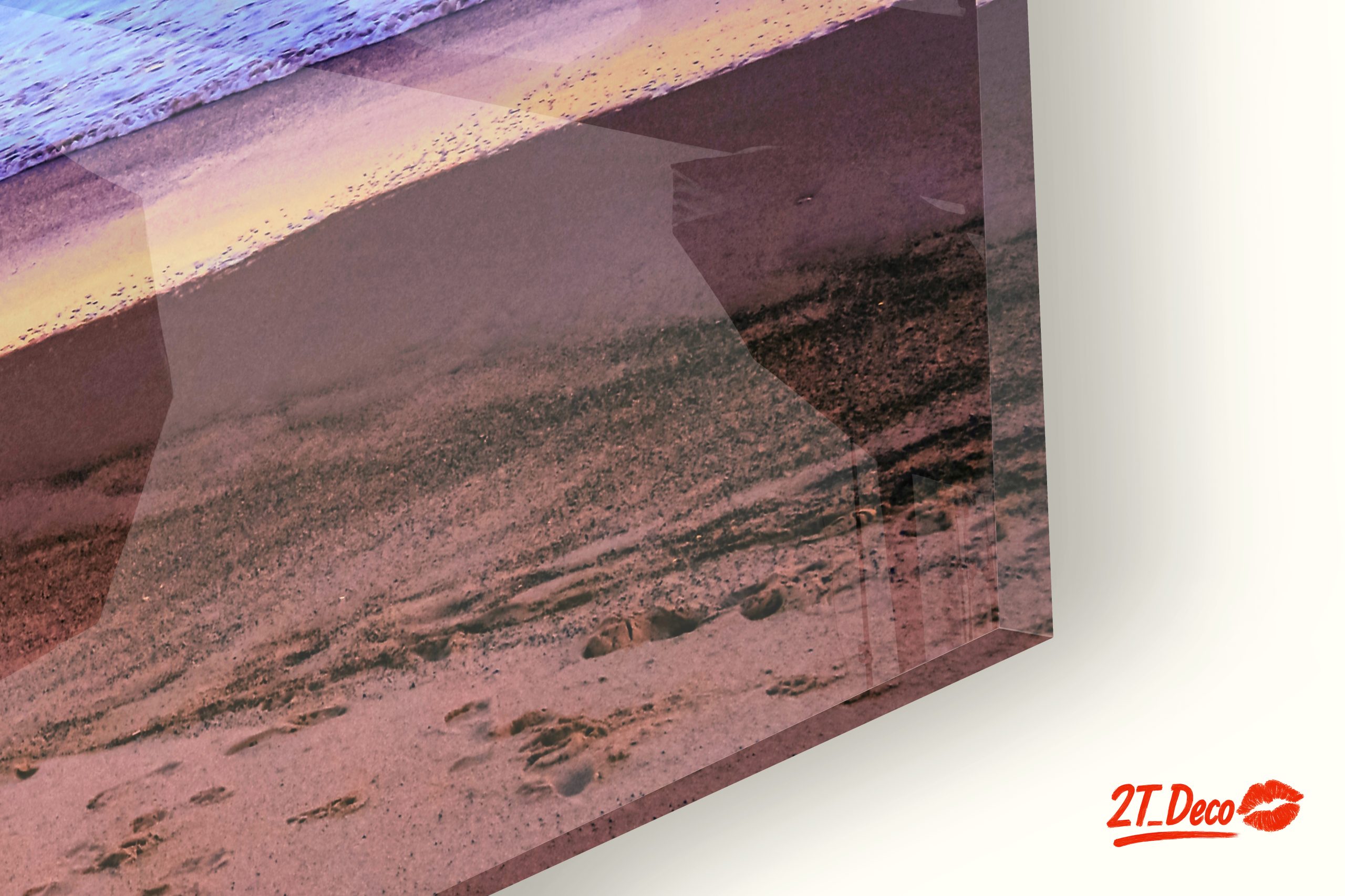 Vibrant Beach Sunset Over Water - Image 9