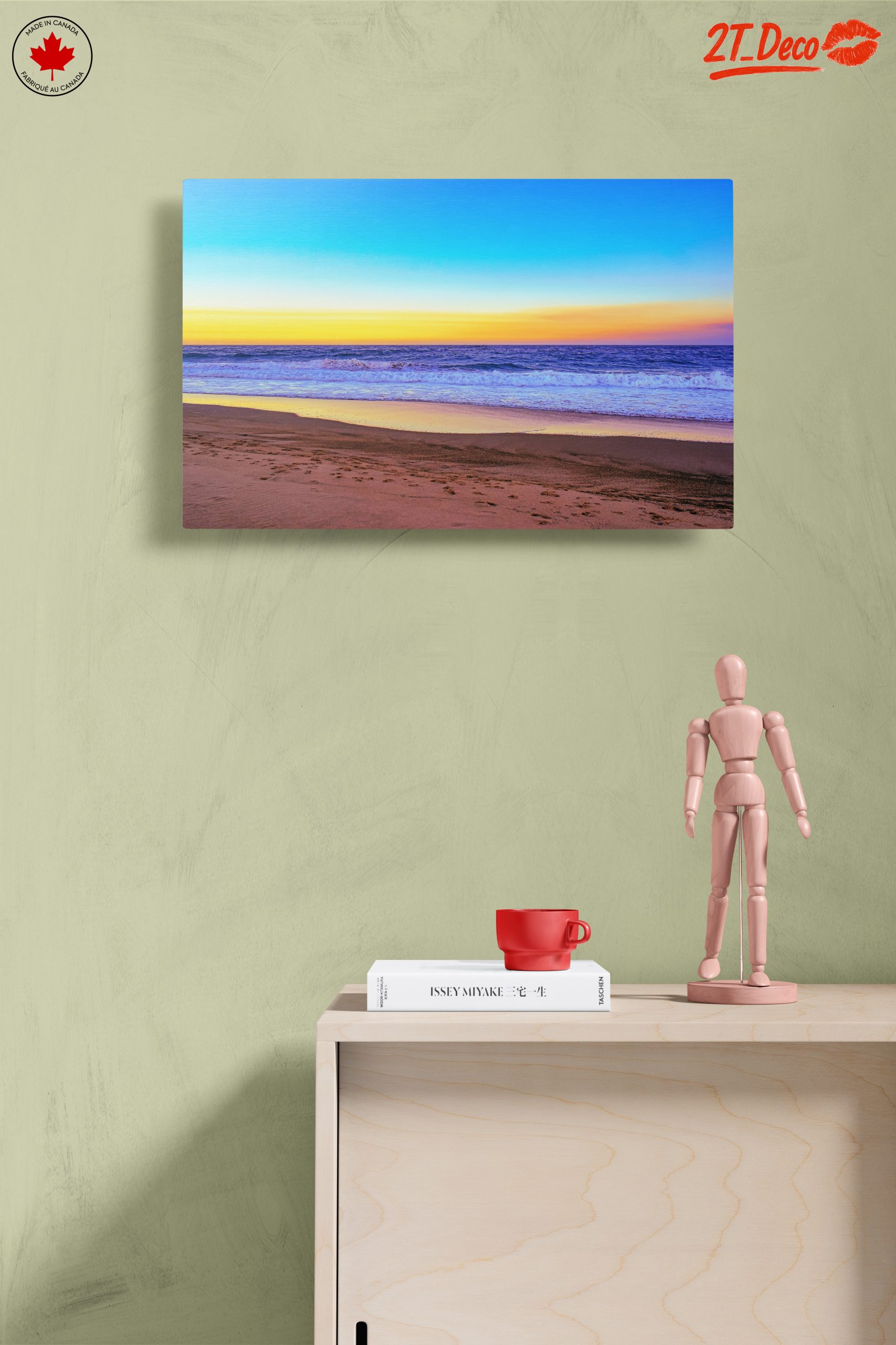 Vibrant Beach Sunset Over Water - Image 14