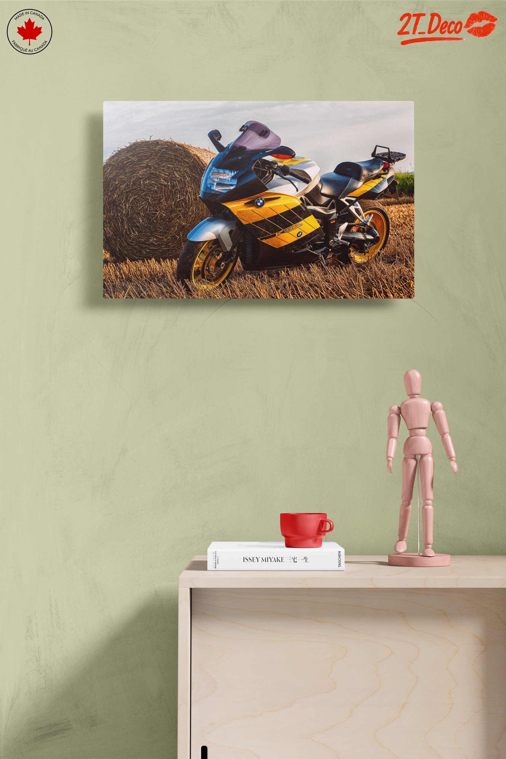 Classic BMW Motorcycle in Golden and Black - Image 14