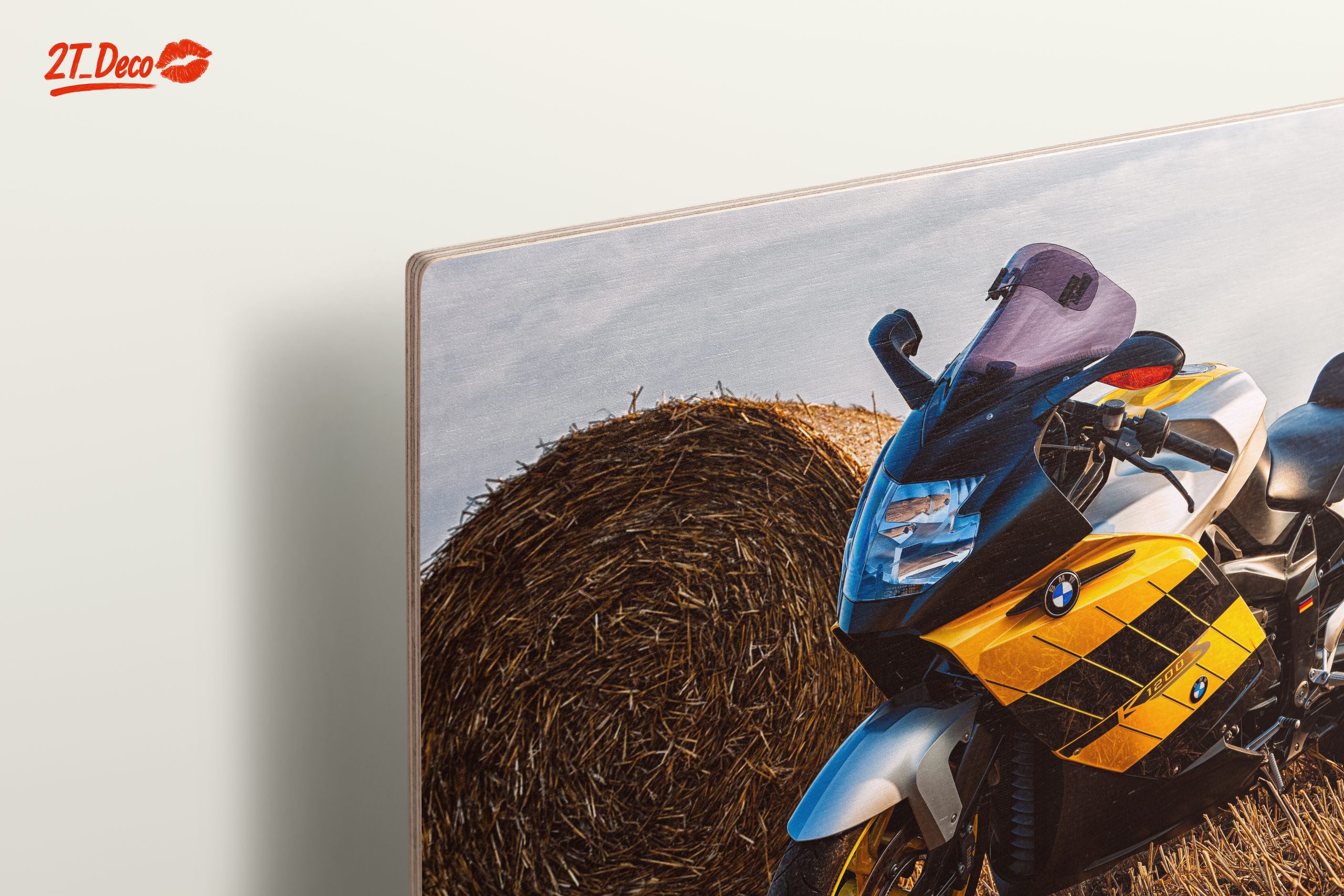 Classic BMW Motorcycle in Golden and Black - Image 15