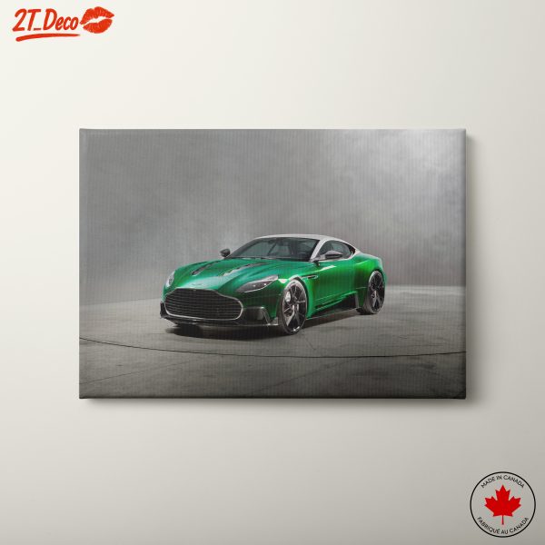 Luxurious Green Classic Car Design