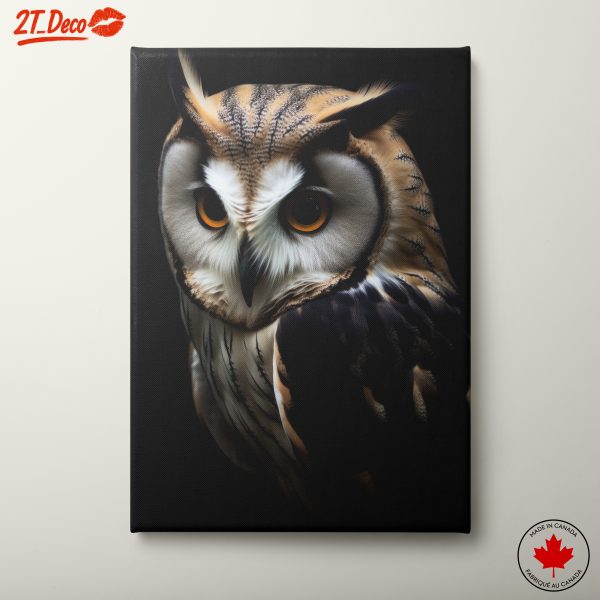 Detailed Portrait of a Striking Owl