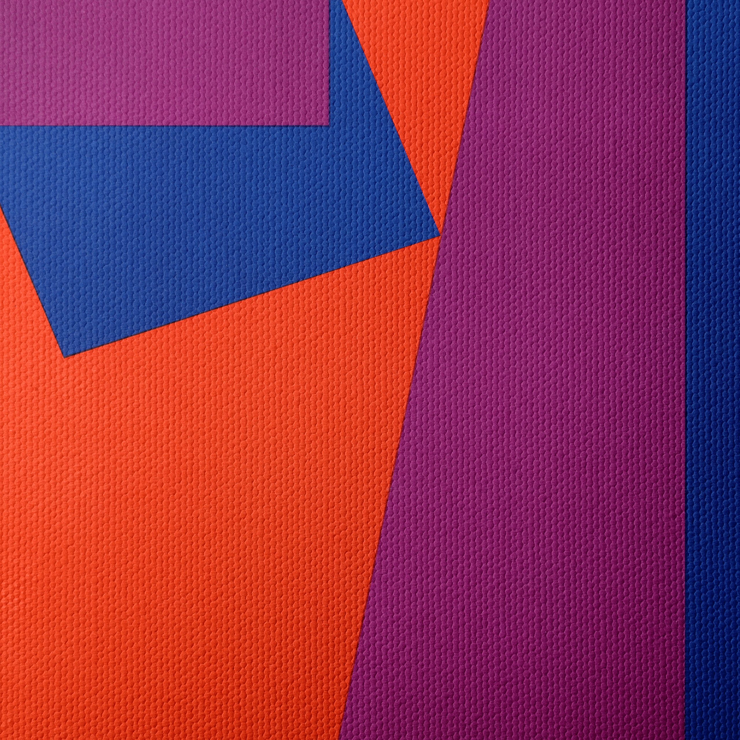 Bold Geometric Abstract Artwork - Image 4