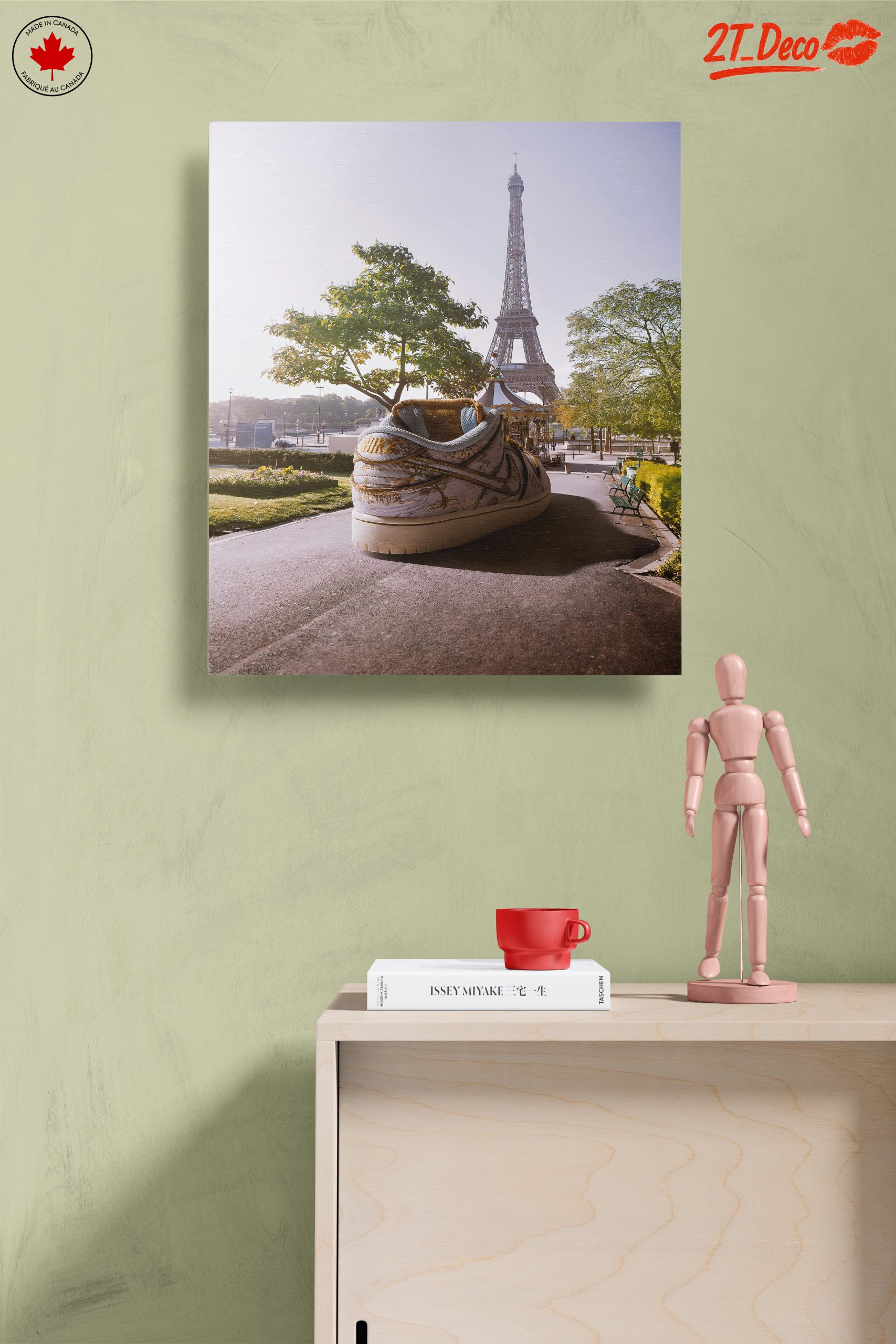 Unique Urban Art Featuring Iconic Parisian Landmark - Image 14